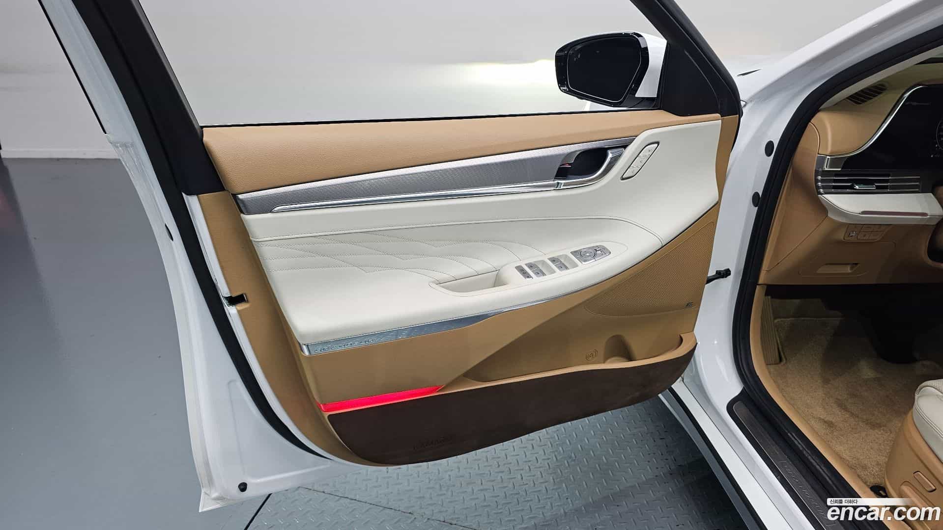 Grandeur Hyundai 2020.5-INNER-034