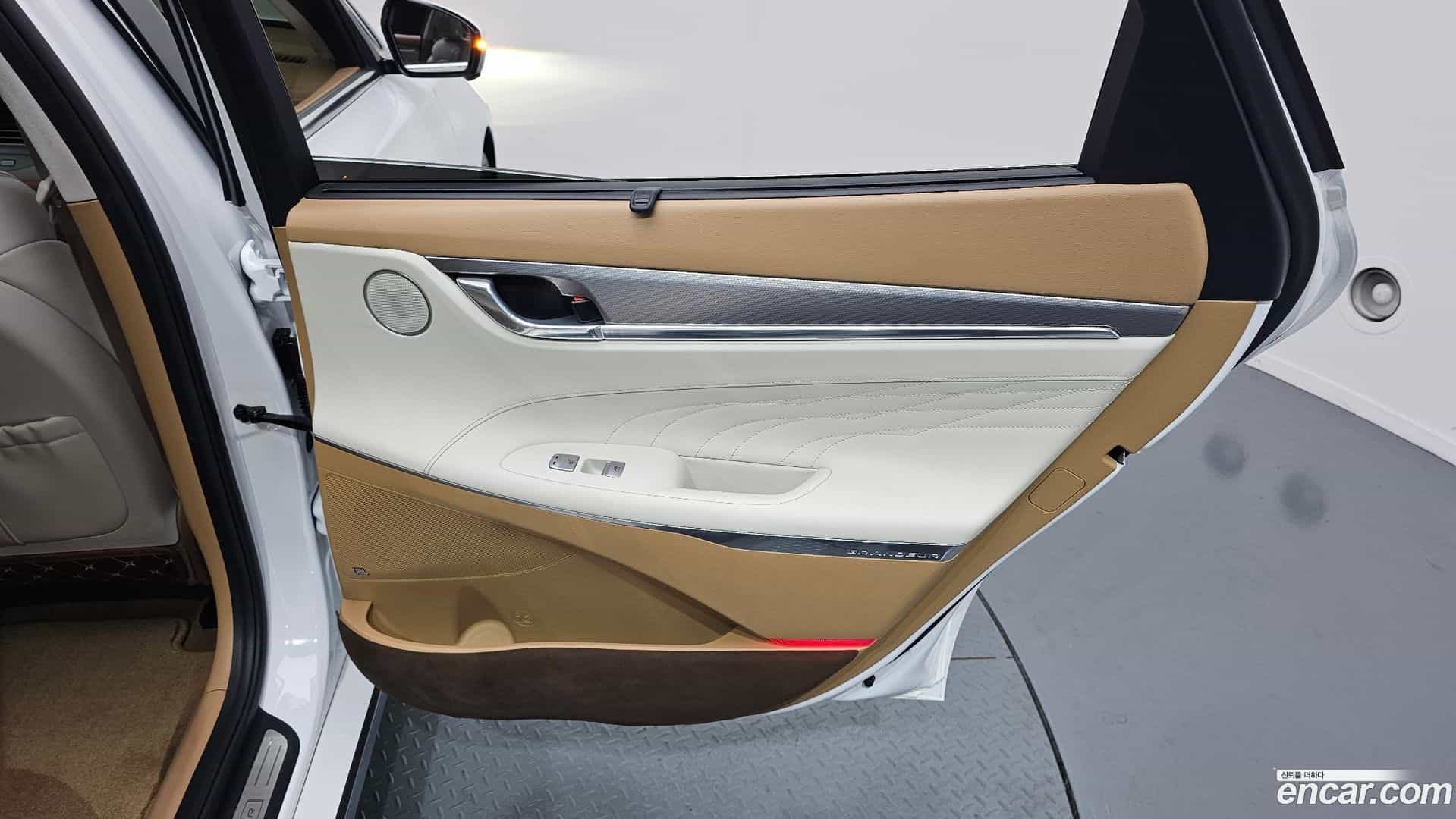 Grandeur Hyundai 2020.5-INNER-035