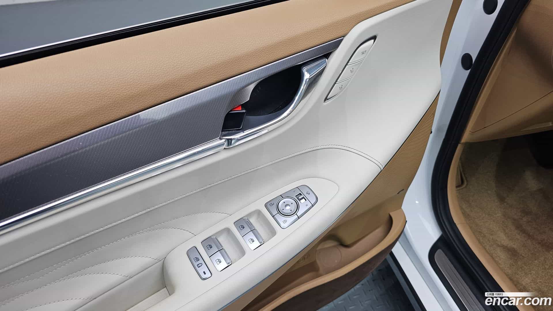 Grandeur Hyundai 2020.5-OPTION-040