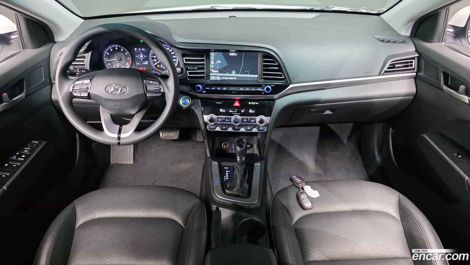 AVANTE Hyundai 2019.9-INNER-007