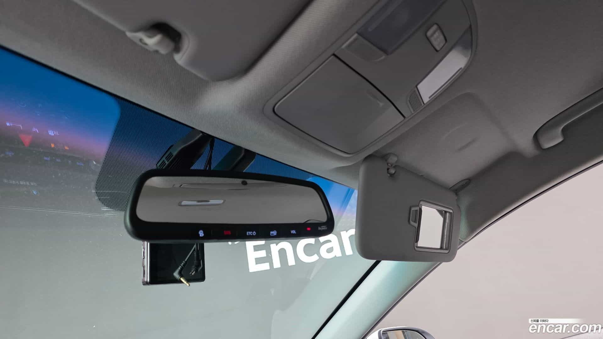 AVANTE Hyundai 2019.9-OPTION-021
