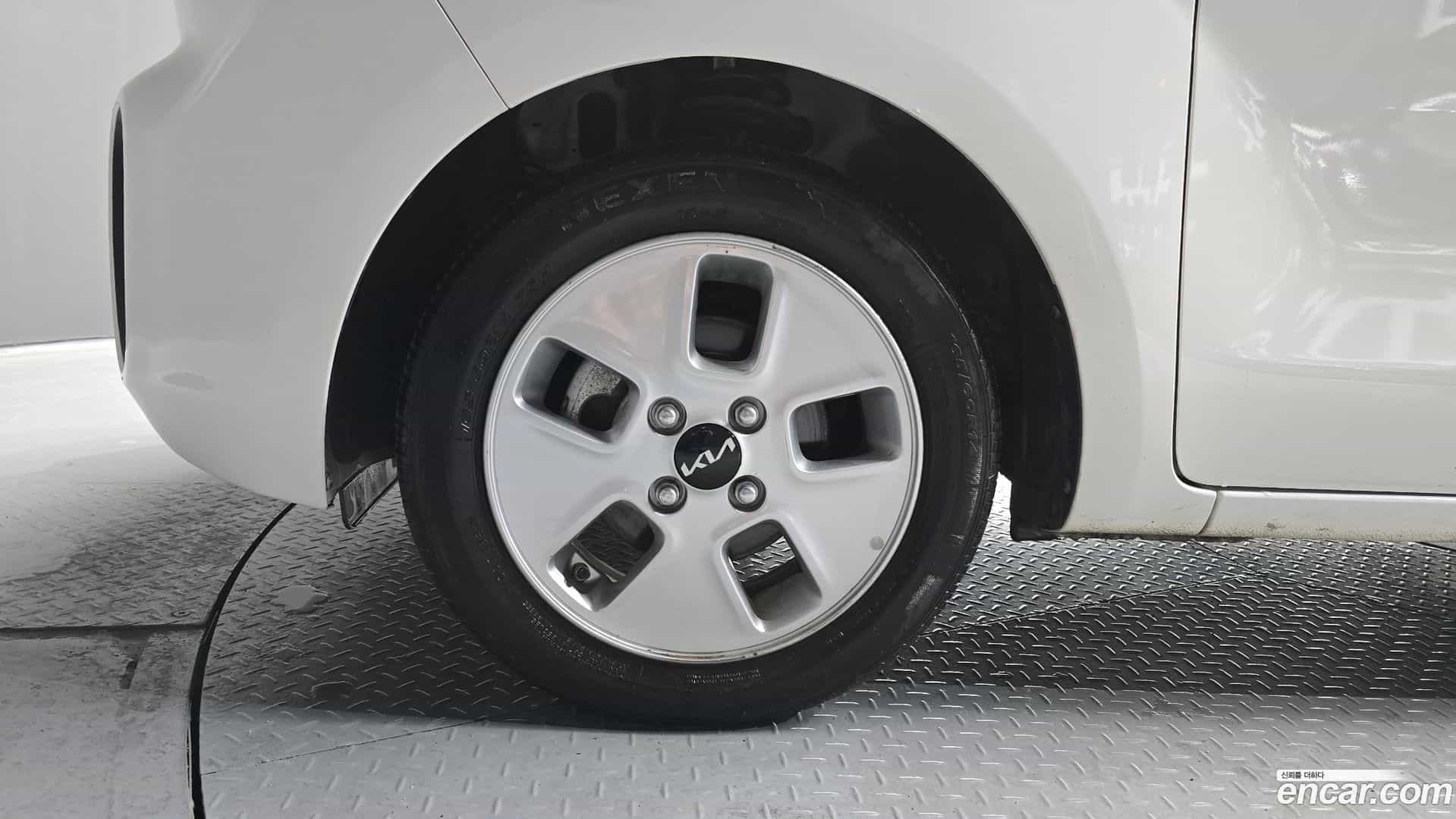 RAY Kia 2022.6-OUTER-005