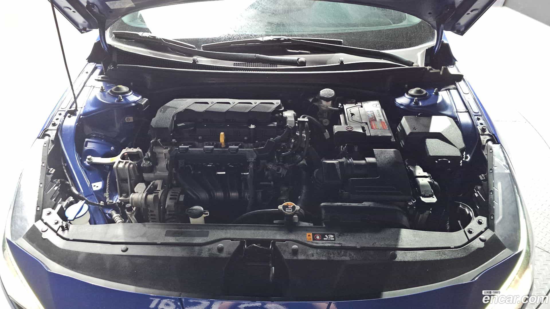 AVANTE Hyundai 2021.1-OUTER-006
