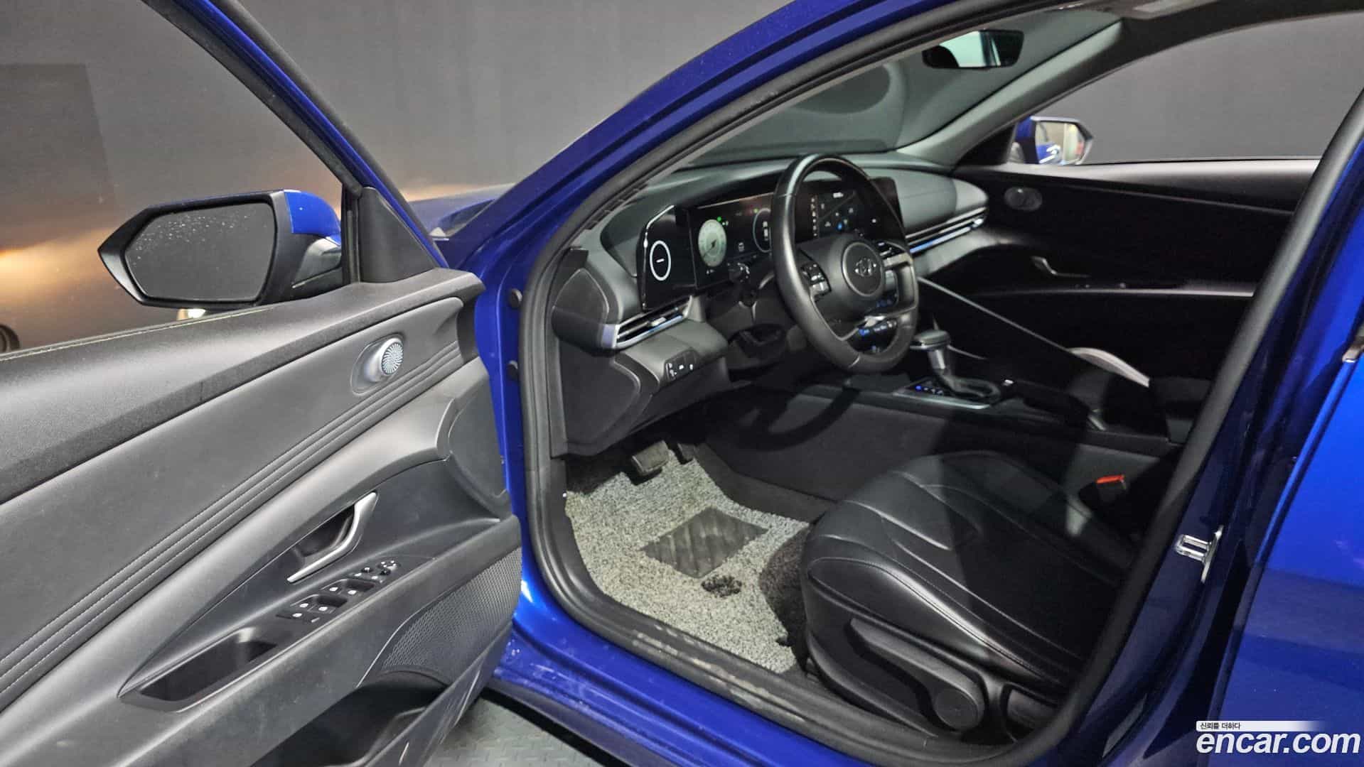 AVANTE Hyundai 2021.1-INNER-010