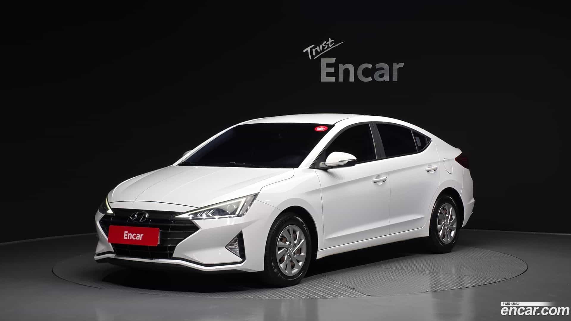 AVANTE Hyundai 2018.11-OUTER-001