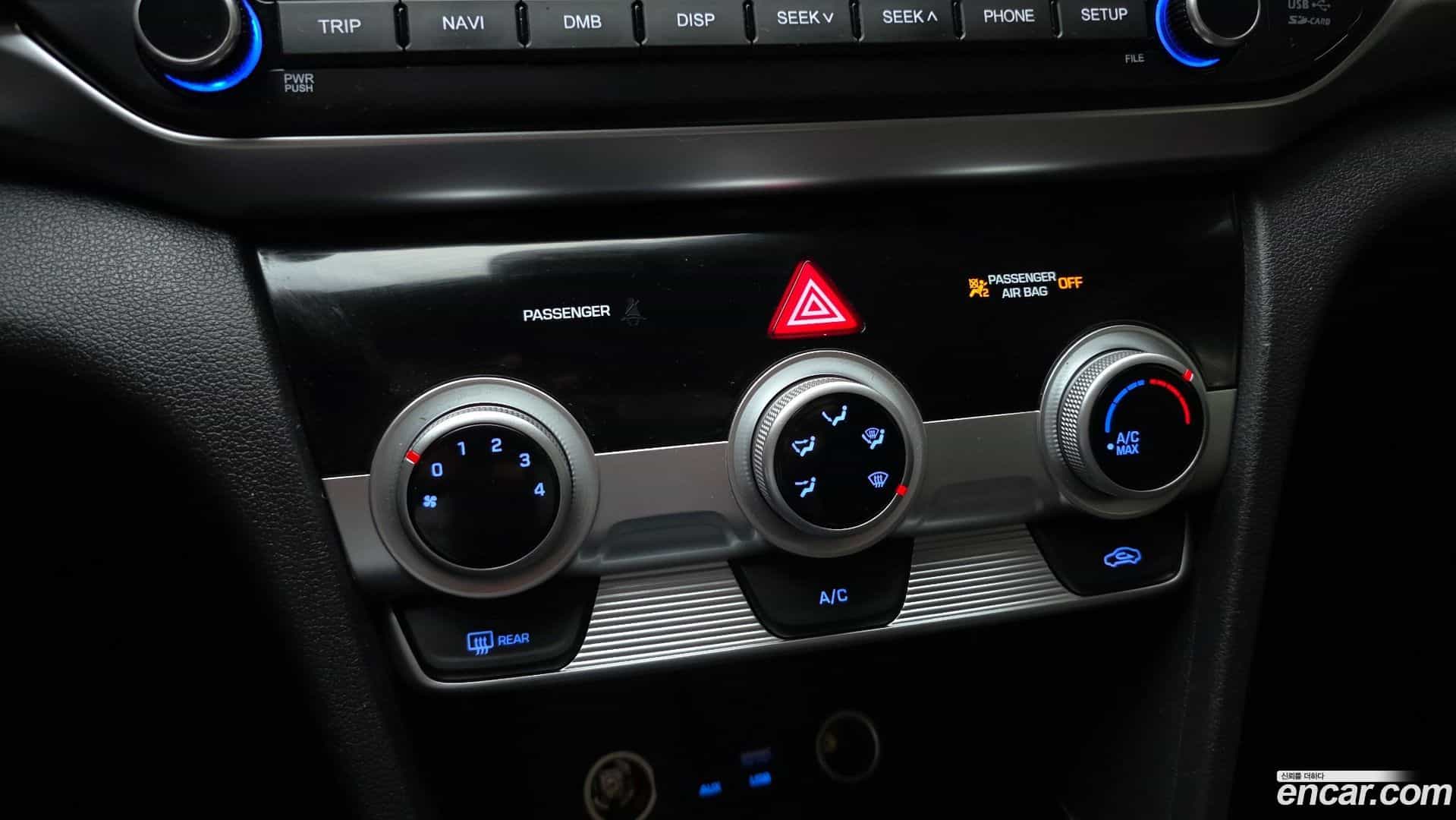 AVANTE Hyundai 2018.11-OPTION-021