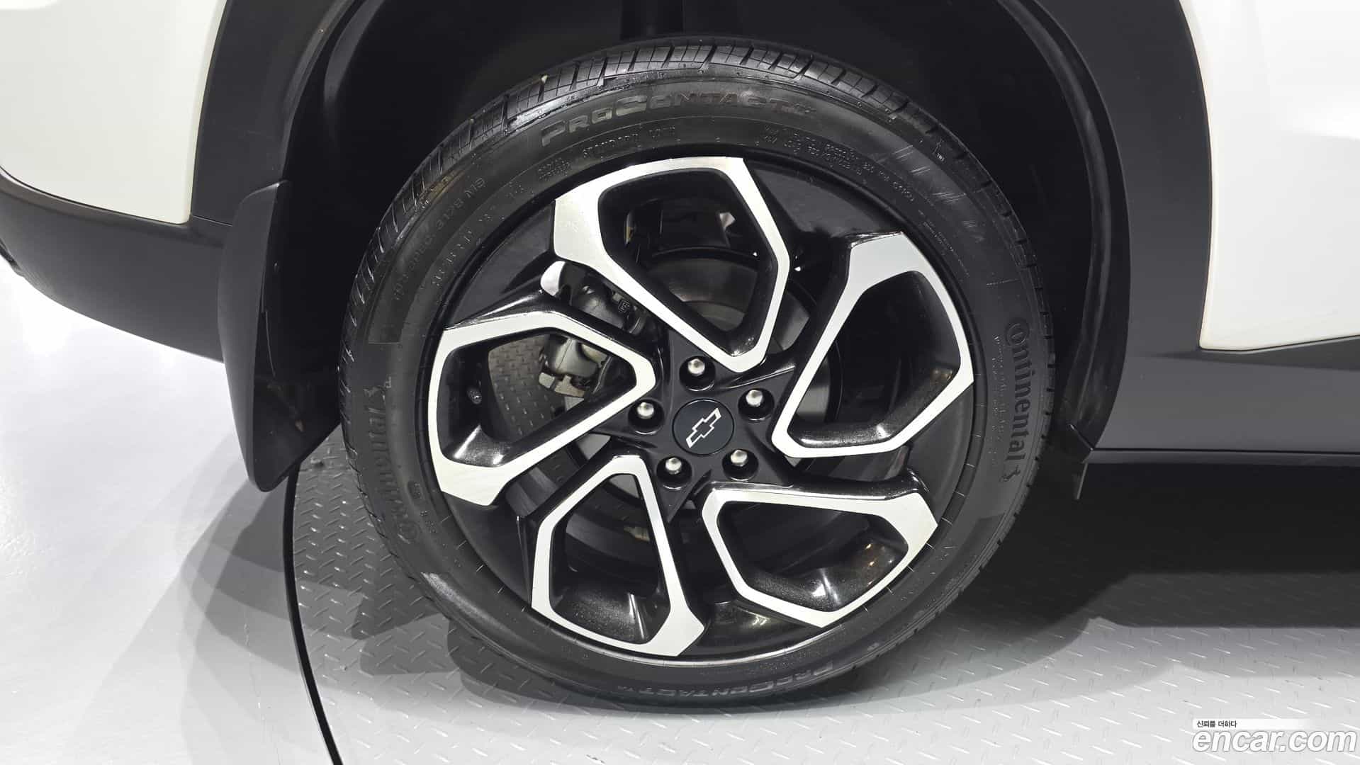 Trax Chevrolet 2024.6-OUTER-005
