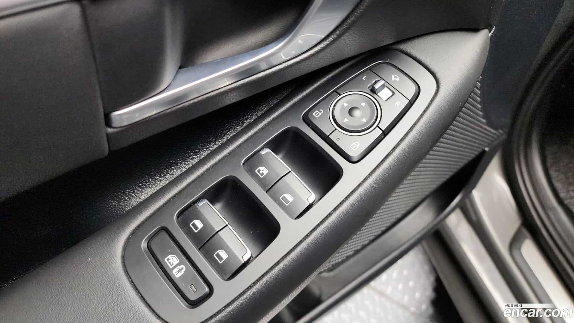 Sonata Hyundai 2019.7-OPTION-042