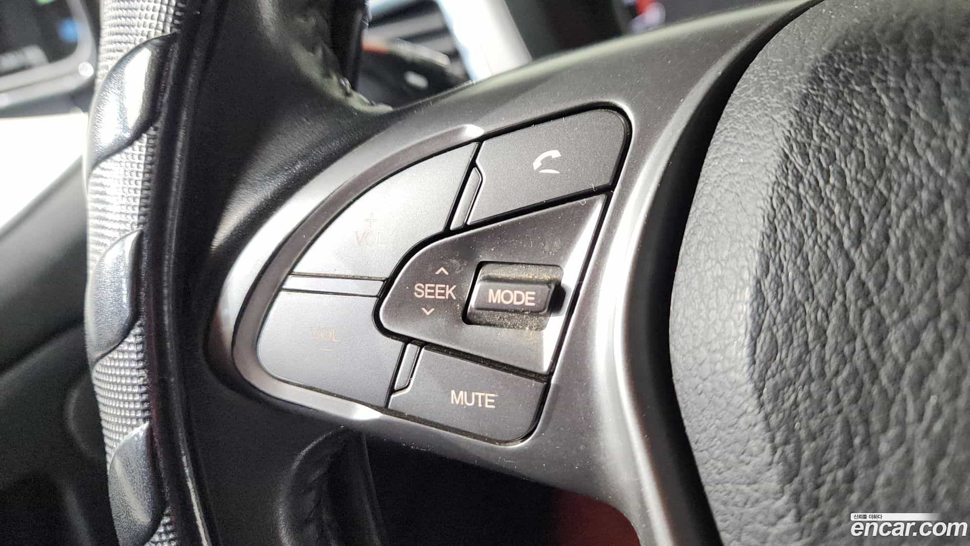 KORANDO KG Mobility 2016.11-OPTION-023