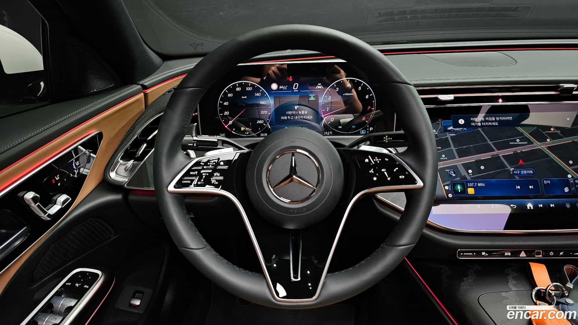 E-Class Mercedes-Benz 2025.8-OPTION-019