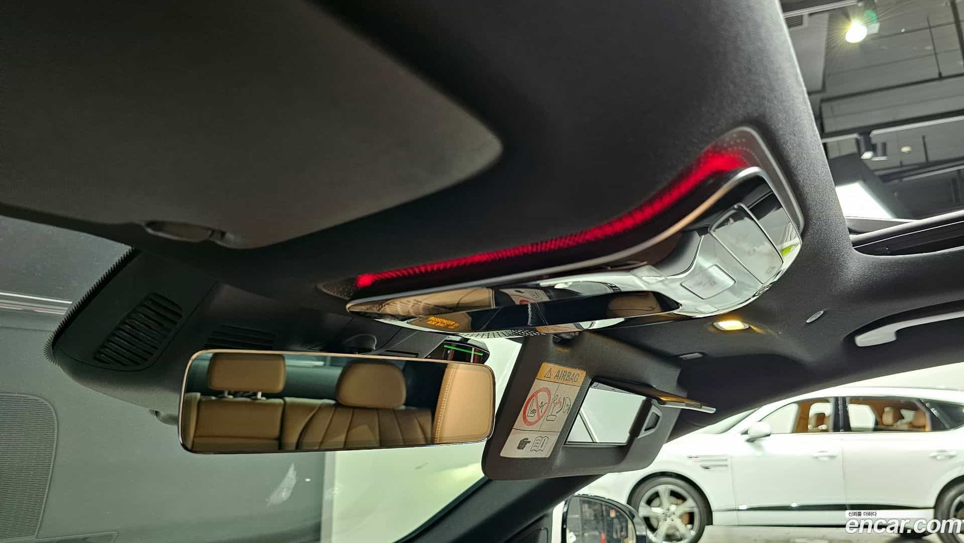 E-Class Mercedes-Benz 2025.8-OPTION-040