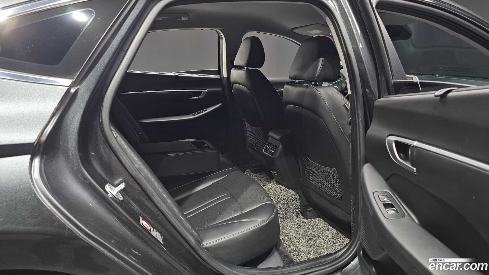 Sonata Hyundai 2019.8-INNER-036