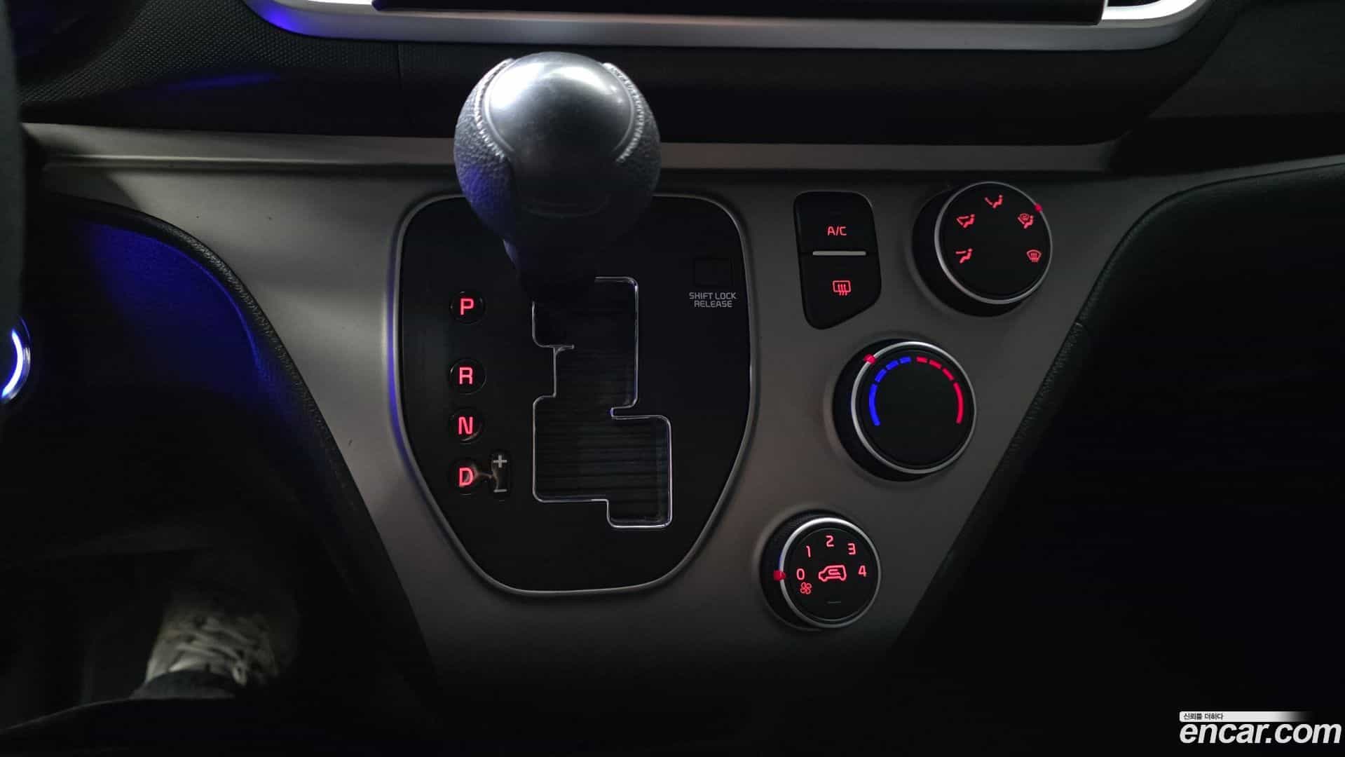 RAY Kia 2021.1-INNER-009