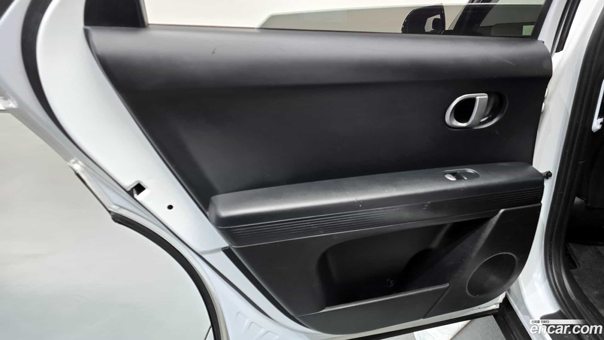 Ioniq5 Hyundai 2022.0-INNER-035