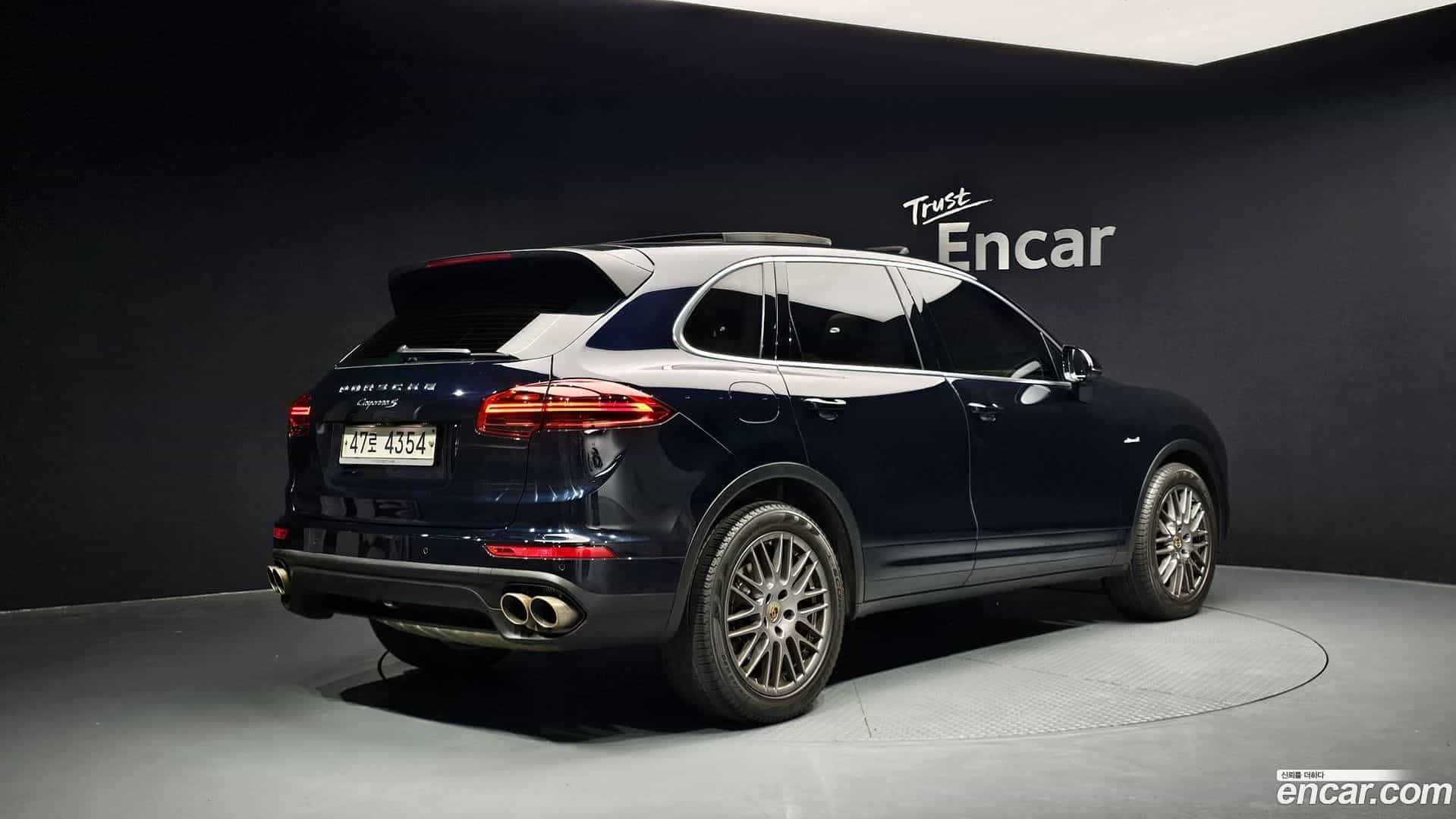 Cayenne Porsche 2015.5-OUTER-002
