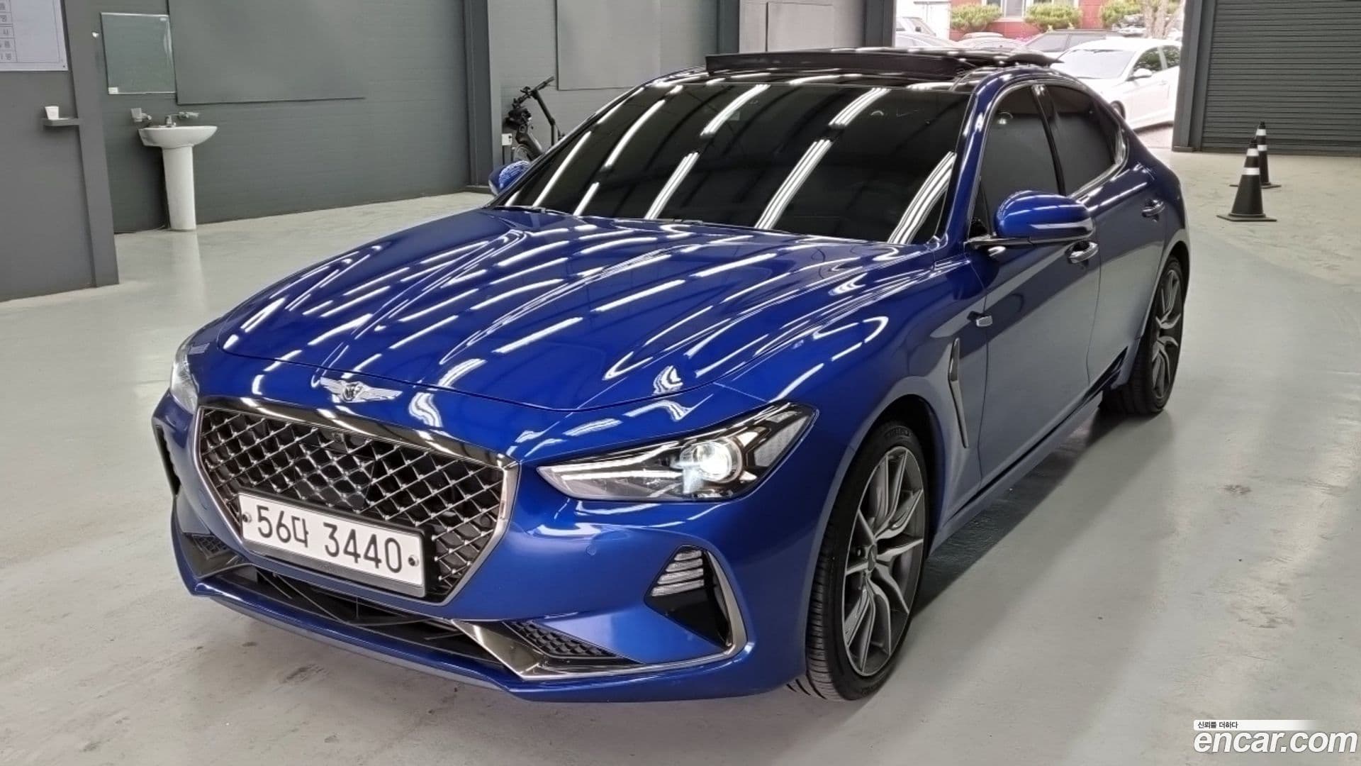 Main__Slider__Photo:G70 Genesis 2018.4-0