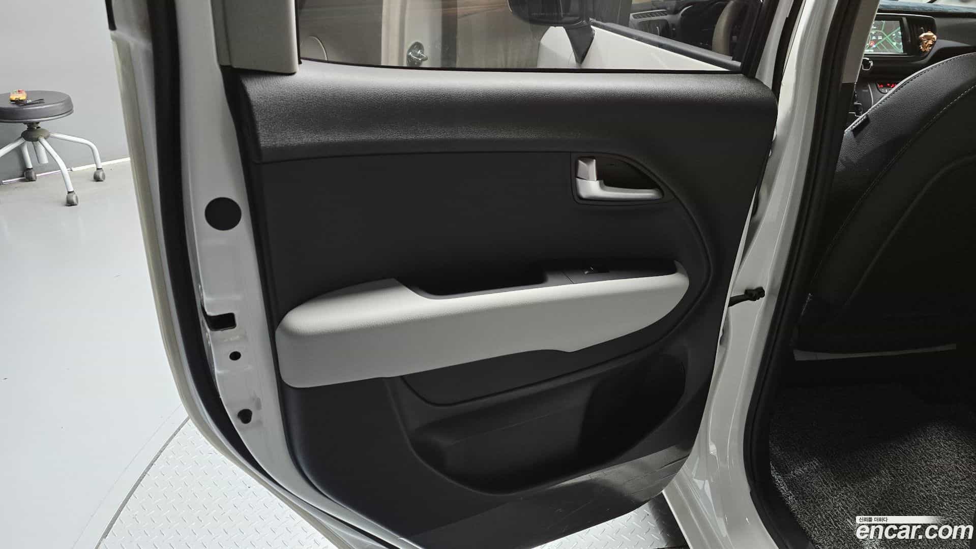 RAY Kia 2024.8-INNER-035