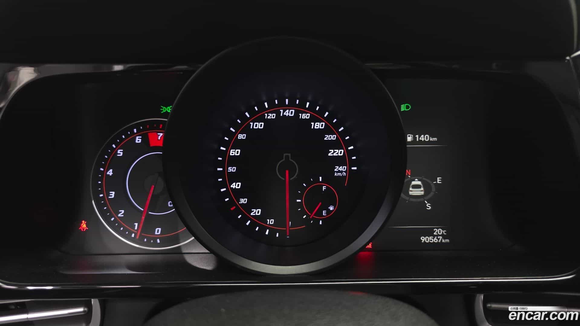 AVANTE Hyundai 2020.5-INNER-008