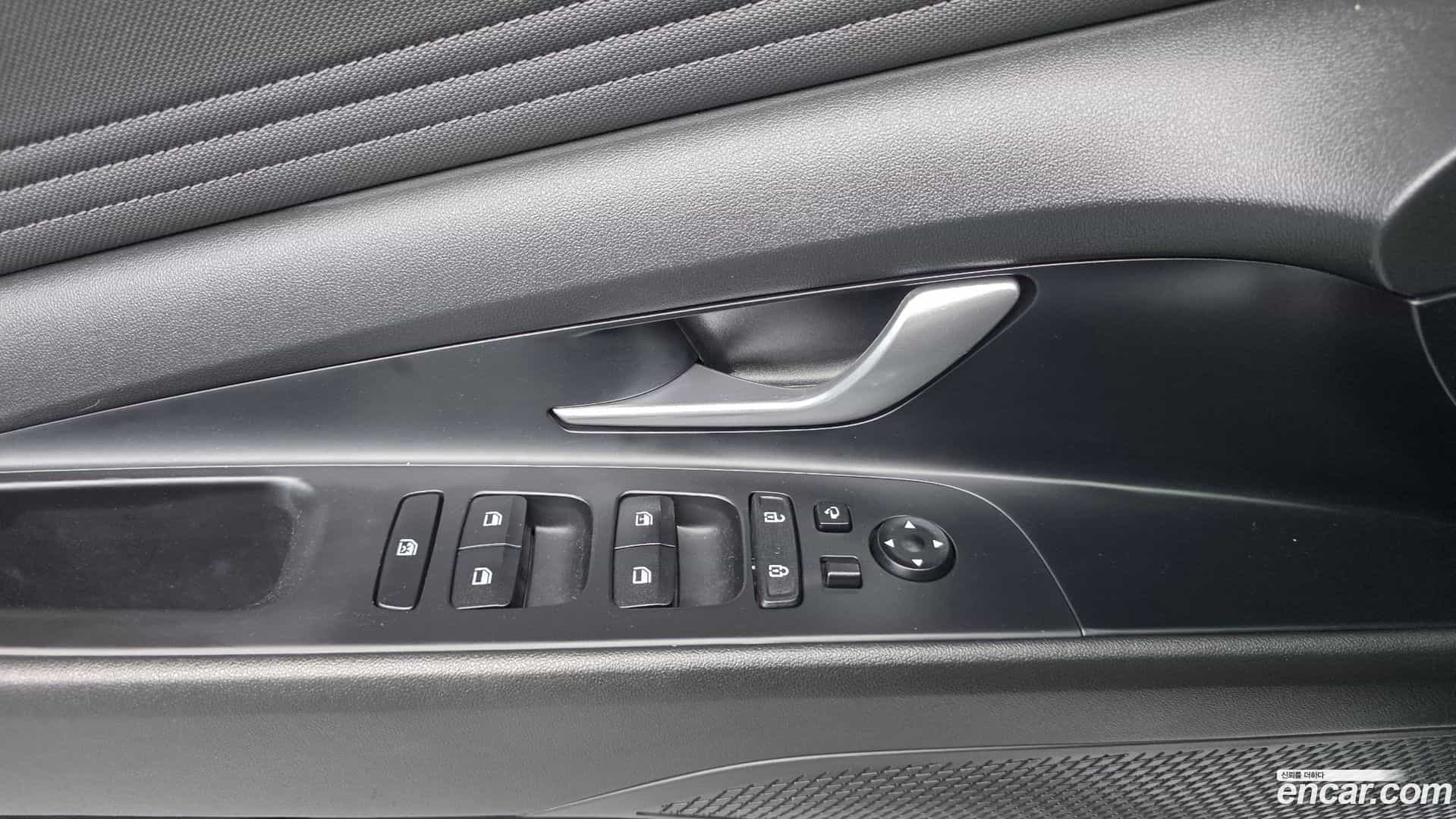 AVANTE Hyundai 2020.5-OPTION-015