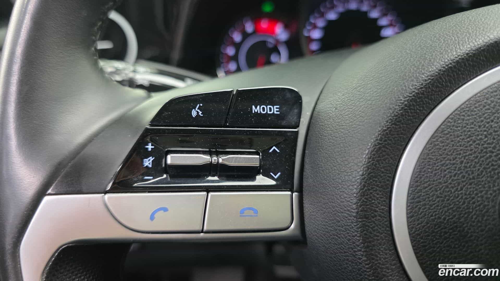 AVANTE Hyundai 2020.5-OPTION-040