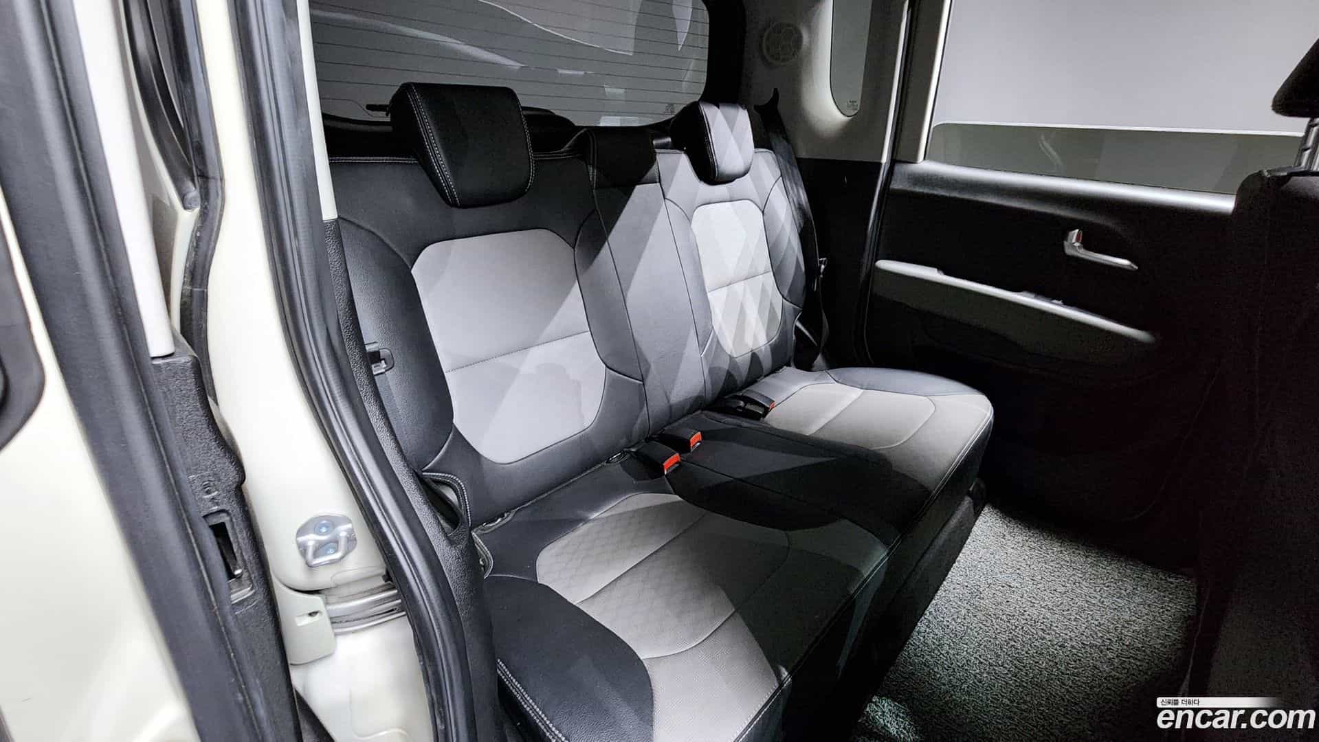 RAY Kia 2022.4-OPTION-015