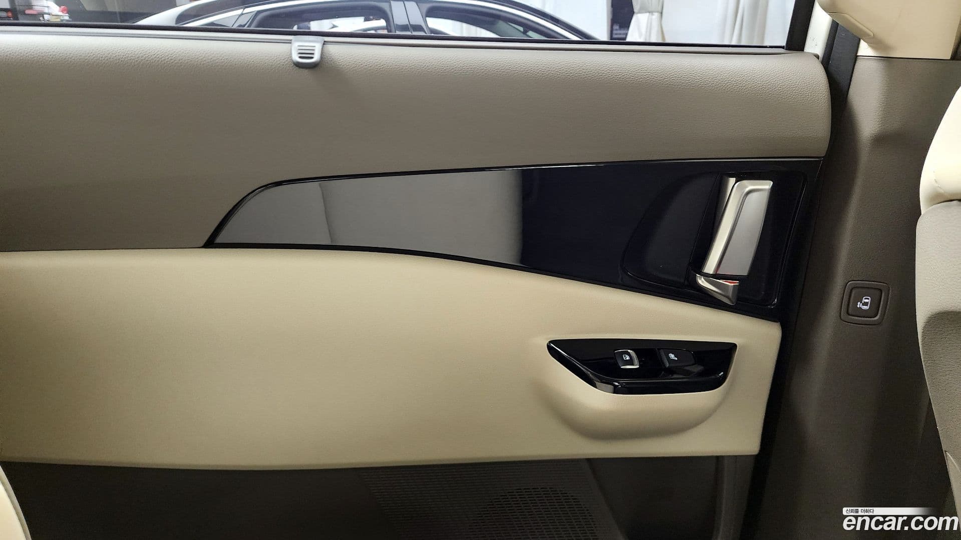 Main__Slider__Photo:Canival Kia 2022.3-24