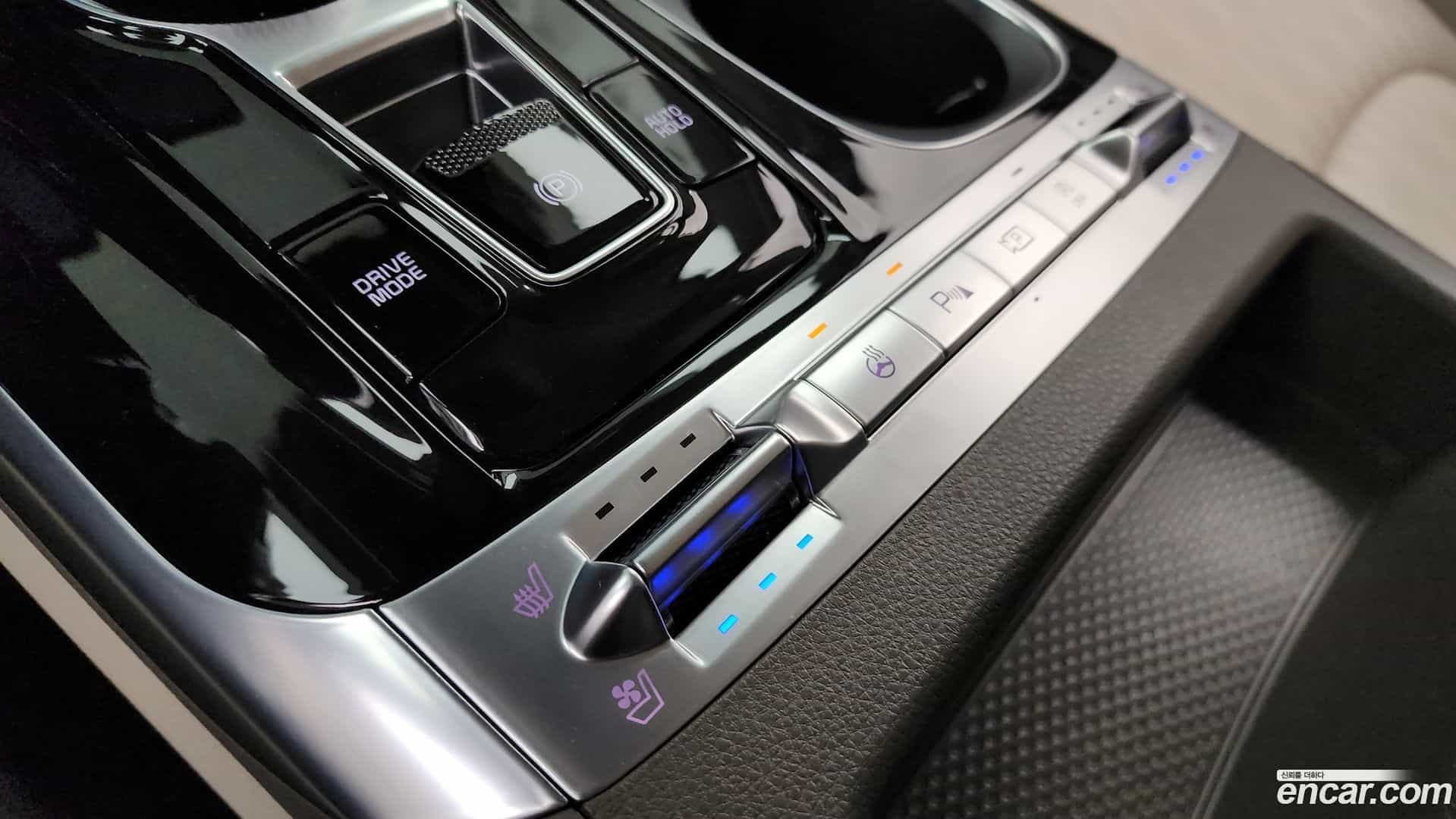 Canival Kia 2022.3-OPTION-045