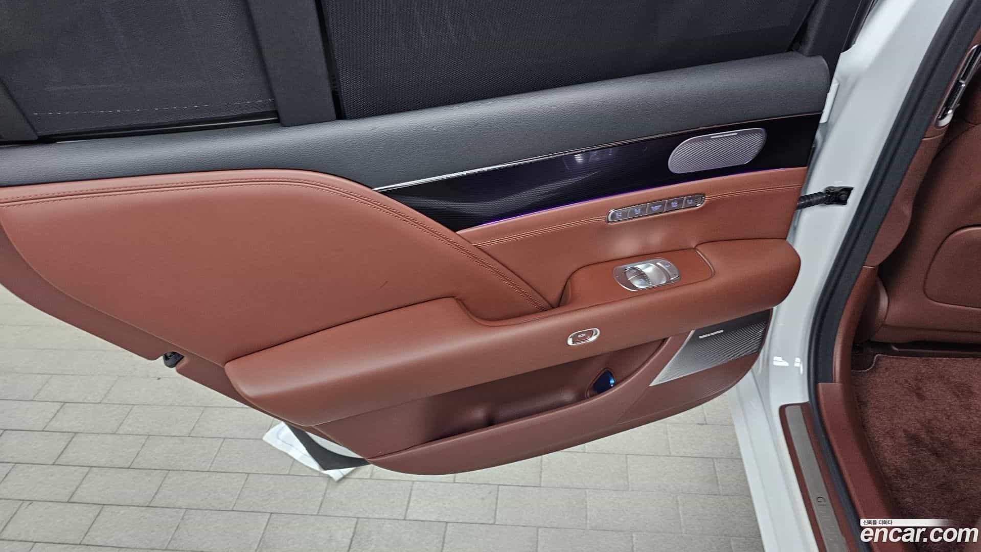 G90 Genesis 2022.7-INNER-035