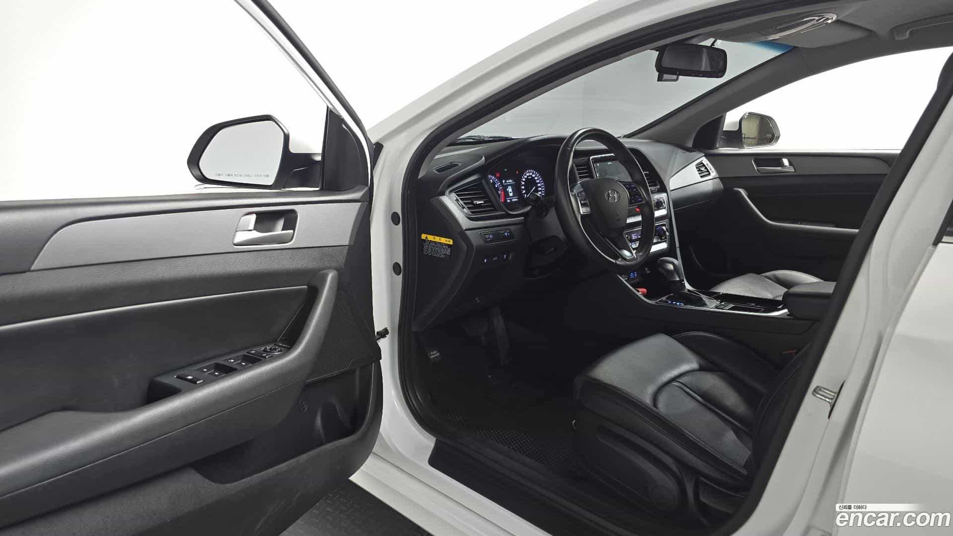 Sonata Hyundai 2017.10-INNER-010