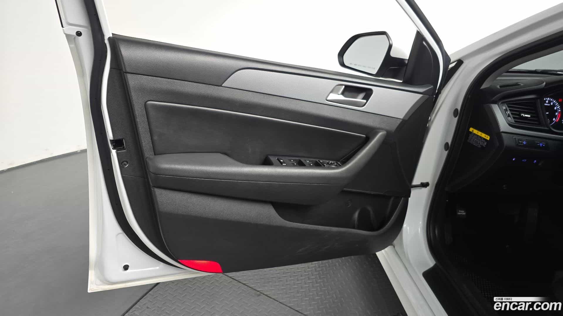 Sonata Hyundai 2017.10-INNER-034