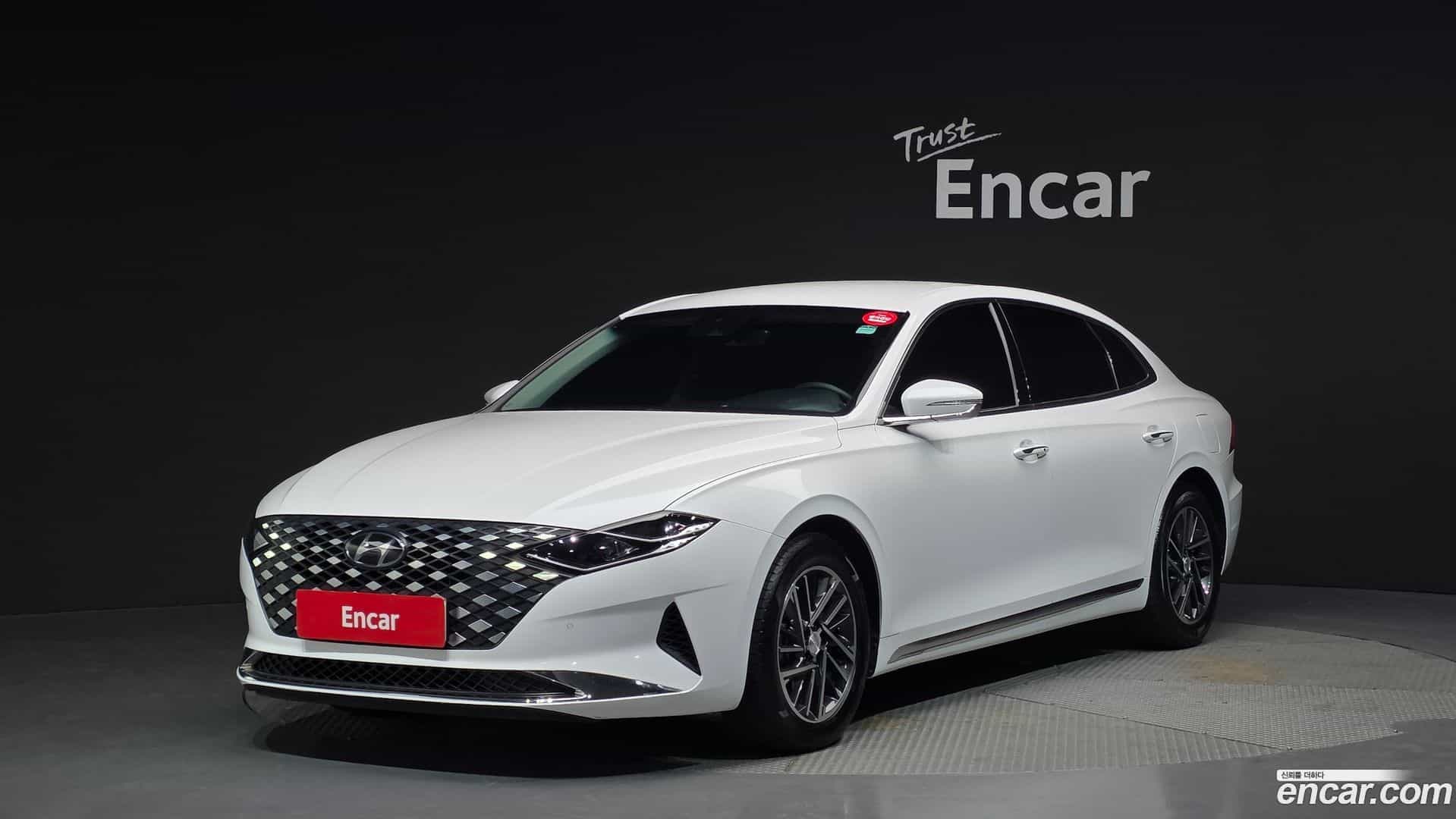 Grandeur Hyundai 2022.5-OUTER-001