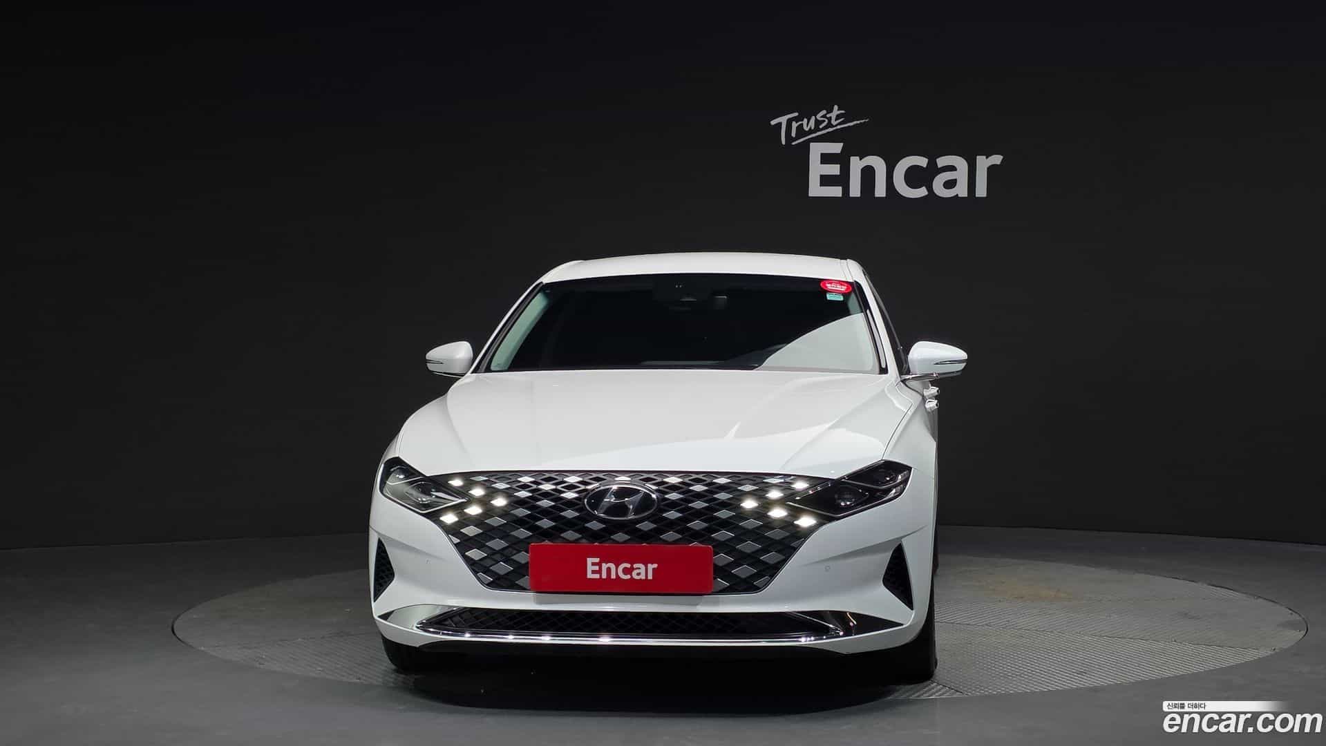 Grandeur Hyundai 2022.5-OUTER-003