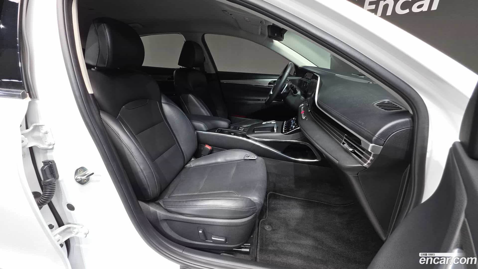 Grandeur Hyundai 2022.5-INNER-010