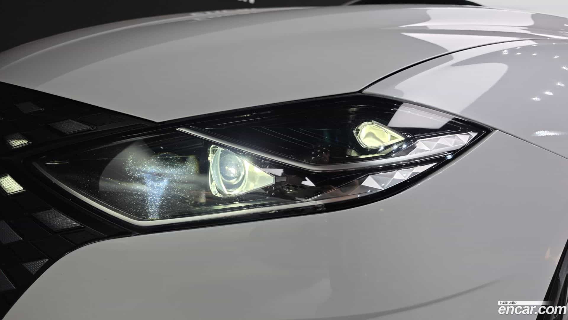 Grandeur Hyundai 2022.5-OUTER-032