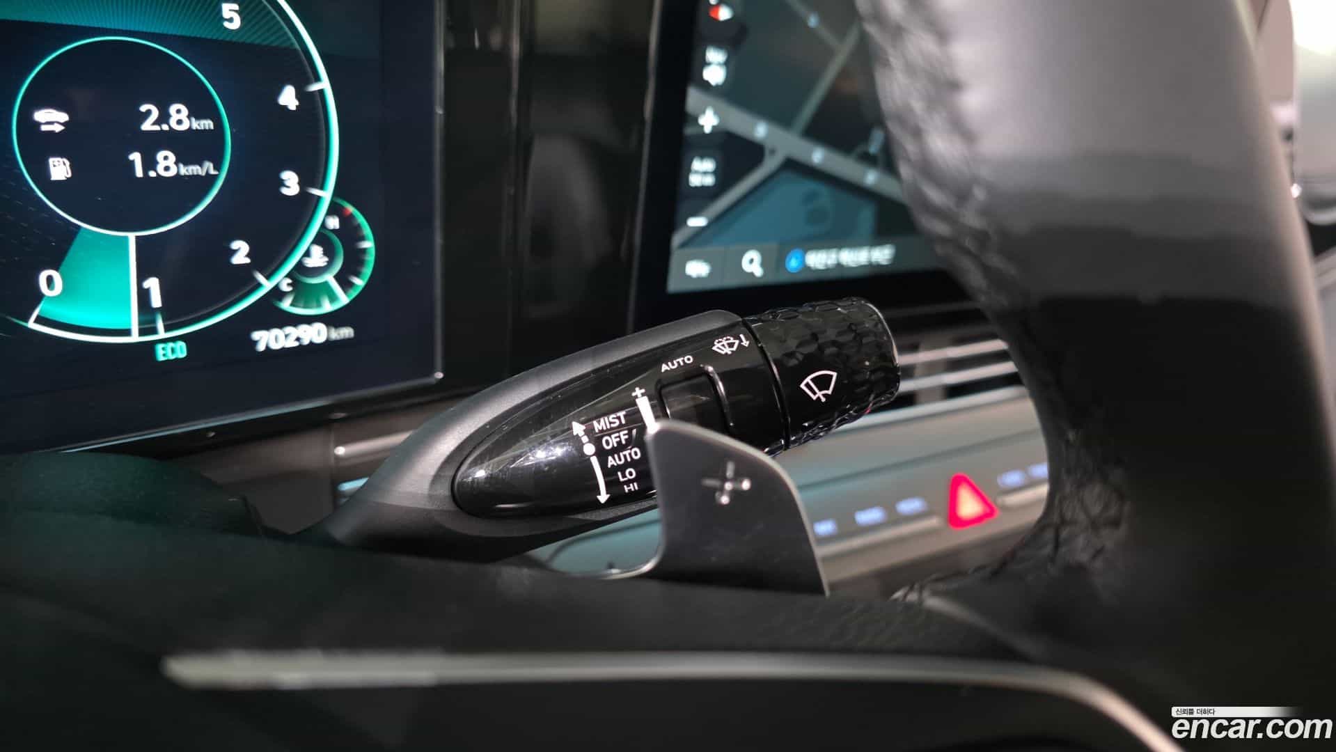 Grandeur Hyundai 2022.5-OPTION-042