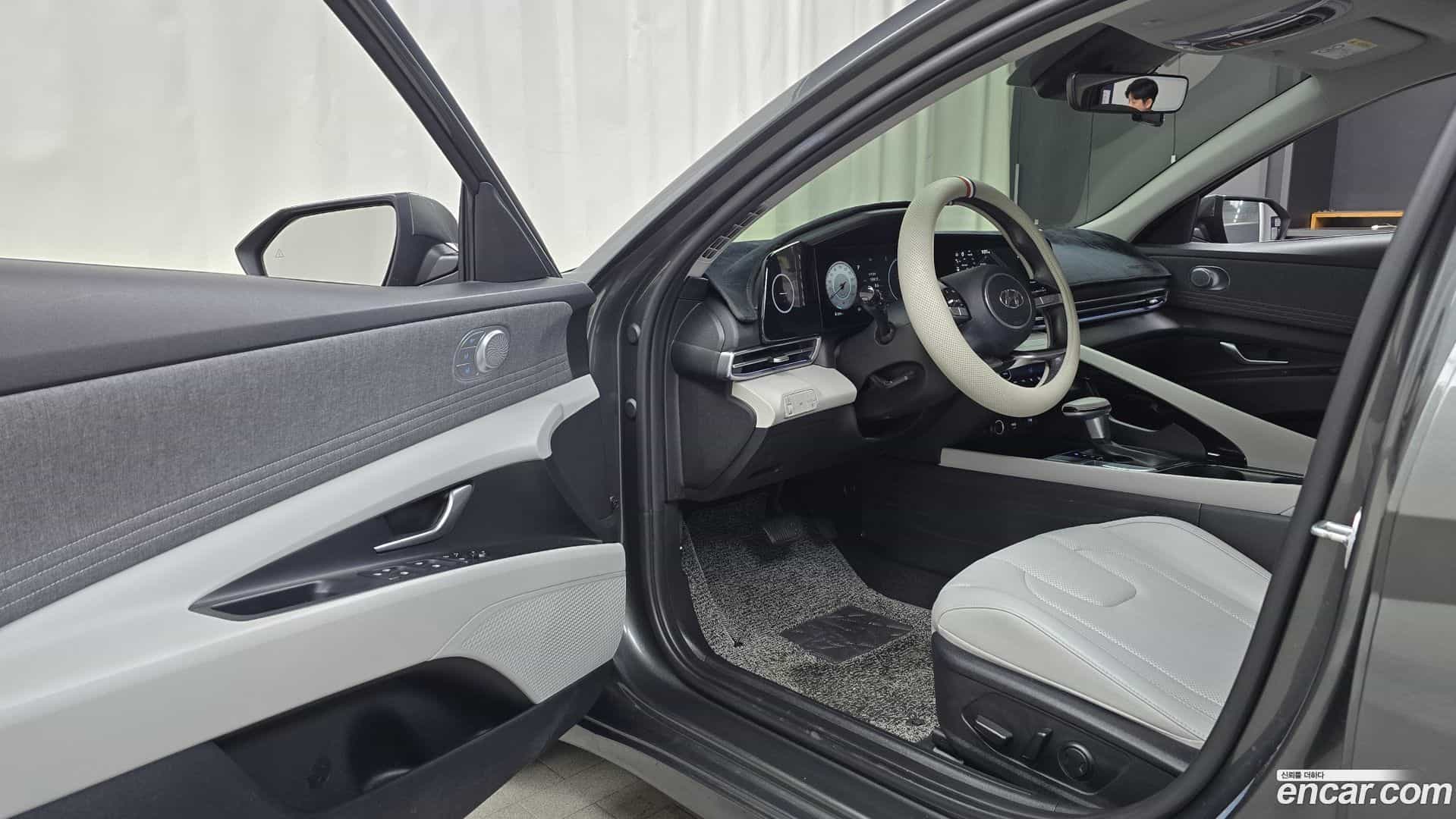 AVANTE Hyundai 2022.7-INNER-010