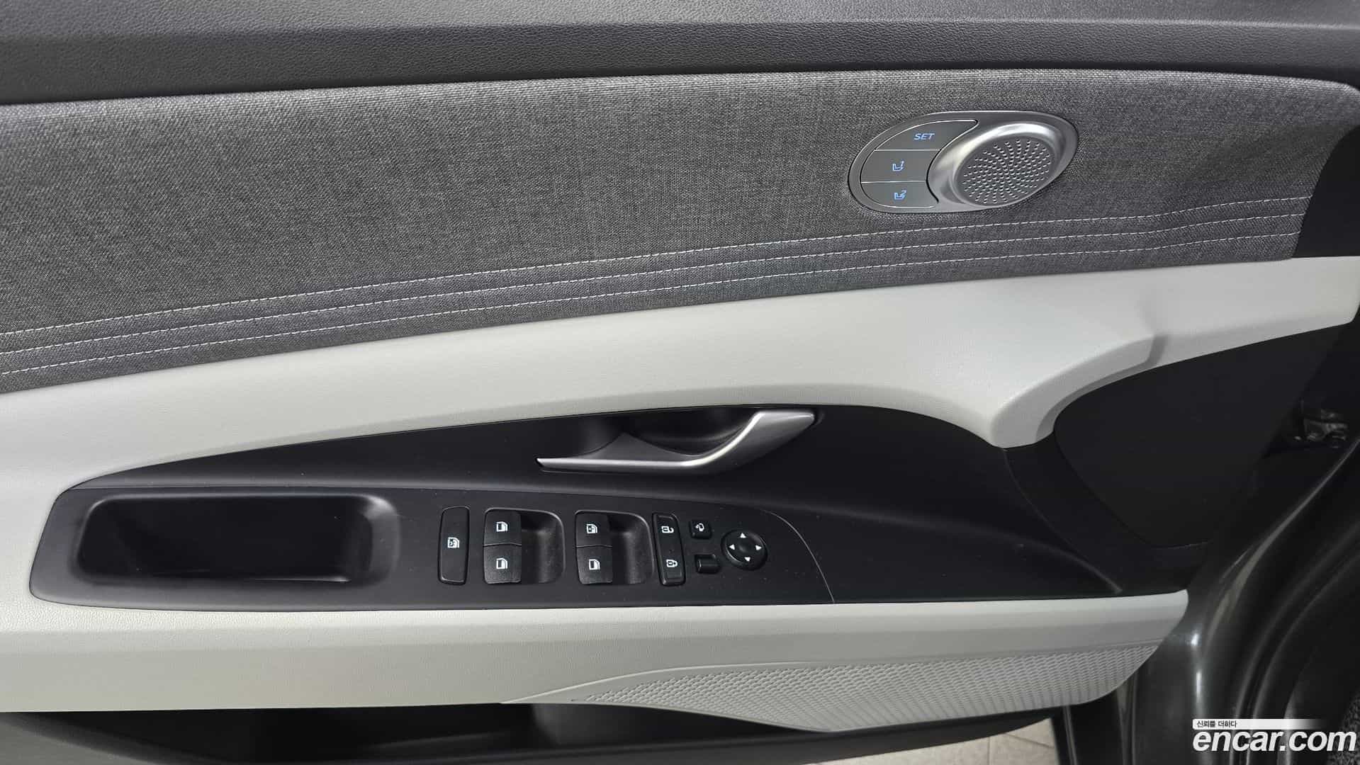 AVANTE Hyundai 2022.7-OPTION-042