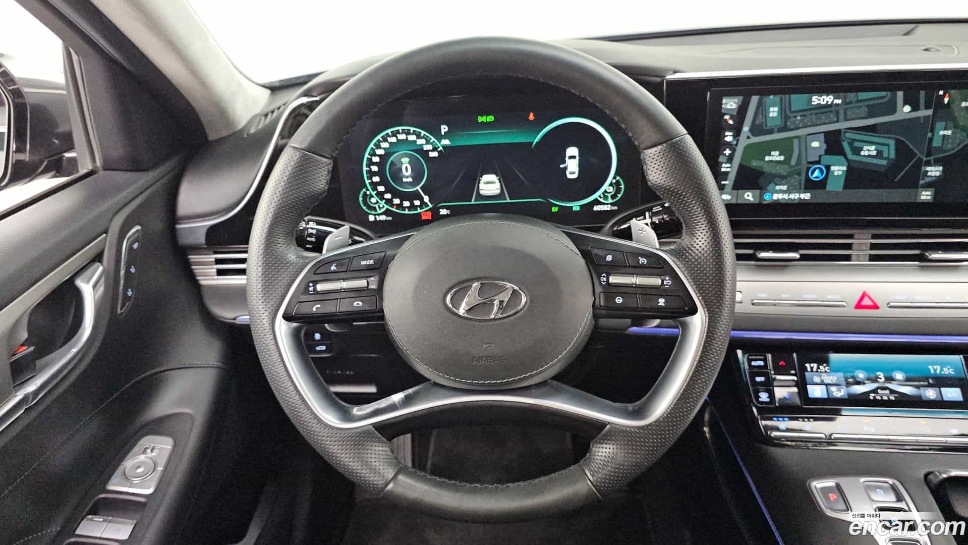 Grandeur Hyundai 2021.1-OPTION-017