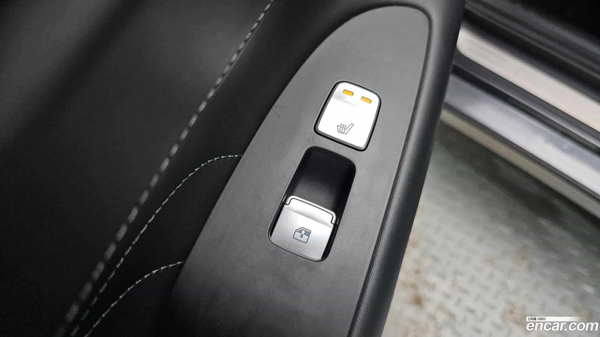 Grandeur Hyundai 2021.1-OPTION-022