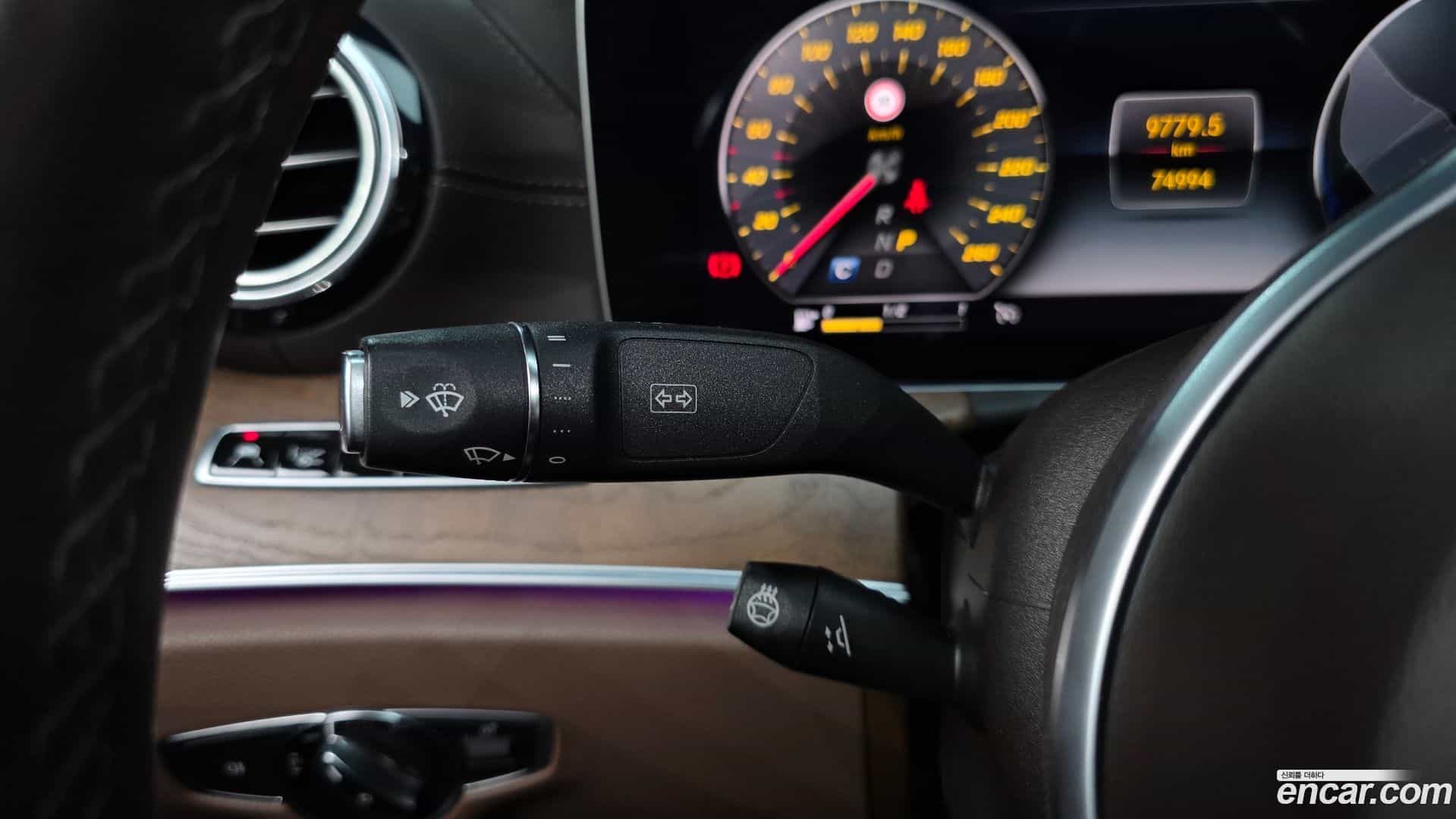 E-Class Mercedes-Benz 2019.3-OPTION-023
