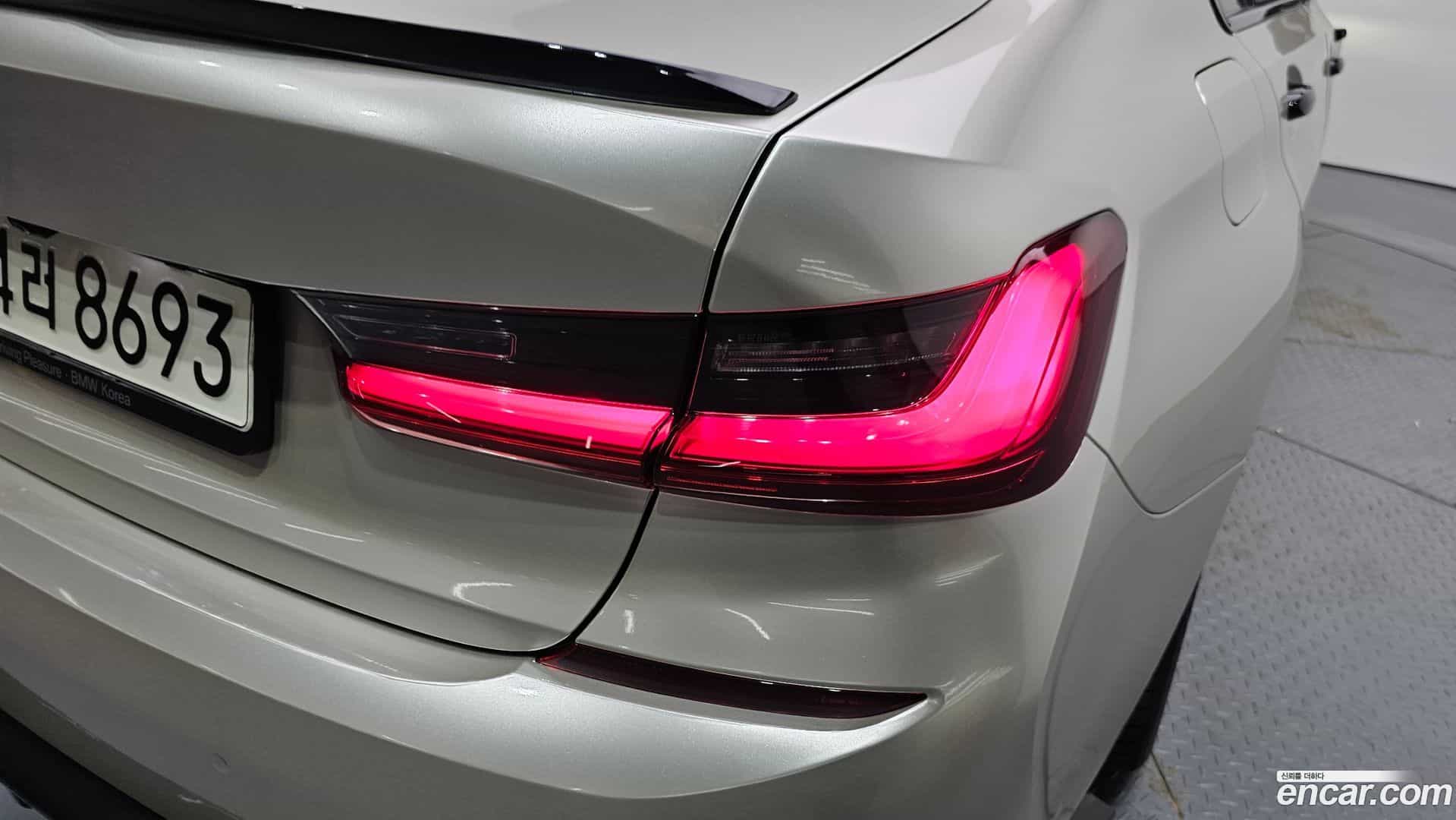 3-Series BMW 2021.9-OUTER-033