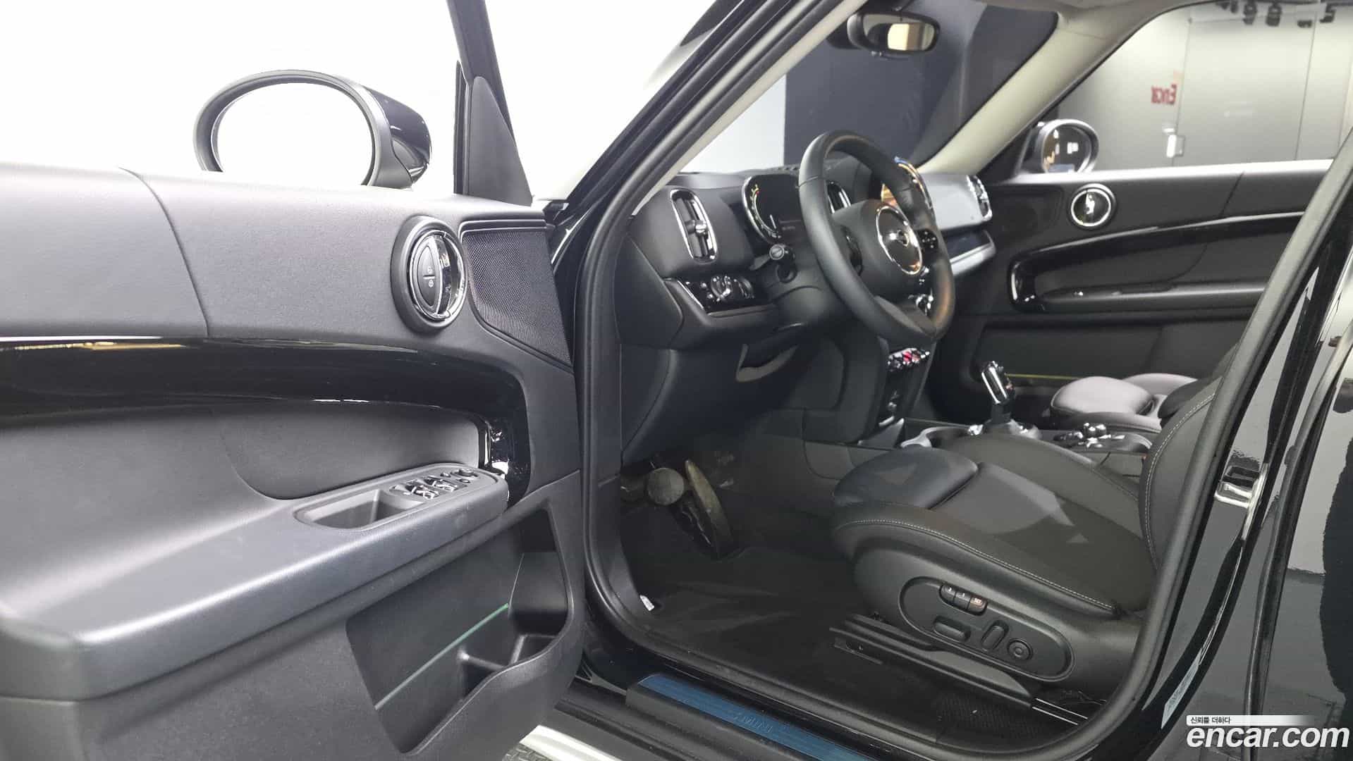Countryman Mini 2023.5-INNER-010