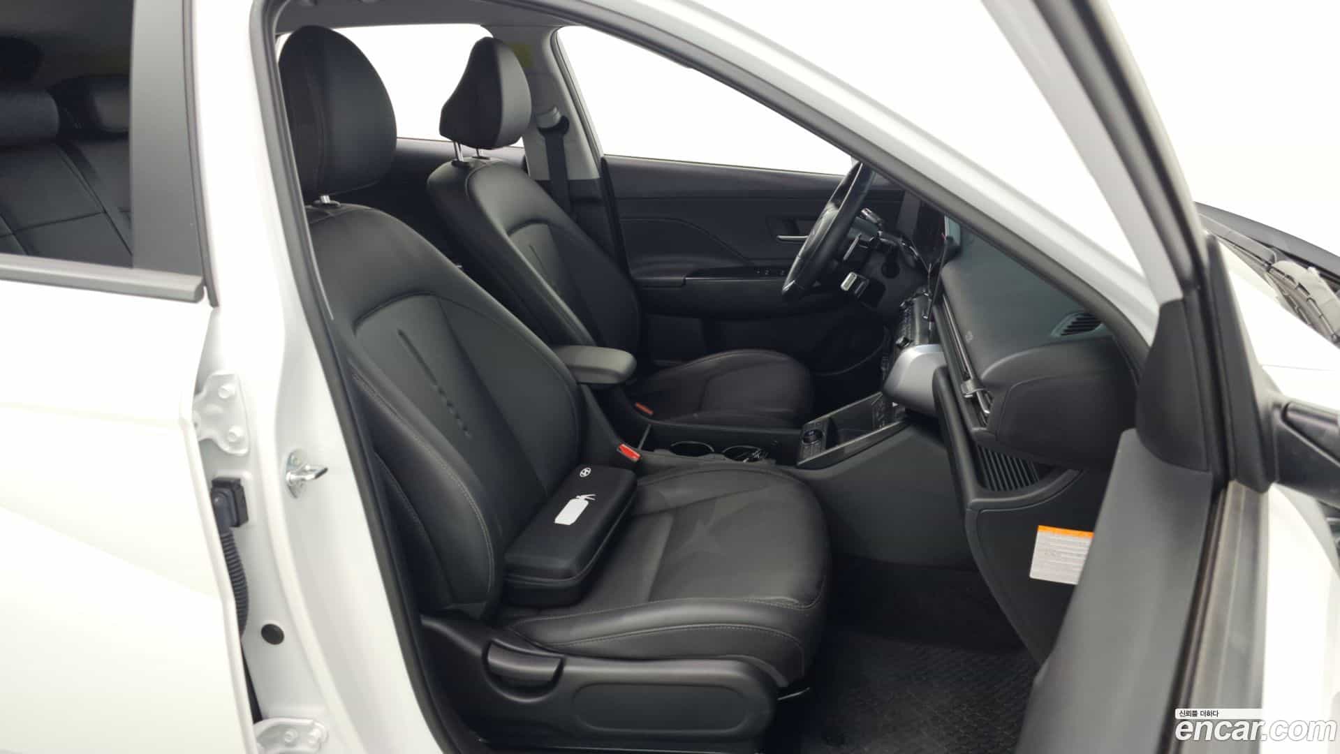 Kona Hyundai 2024.11-OPTION-015