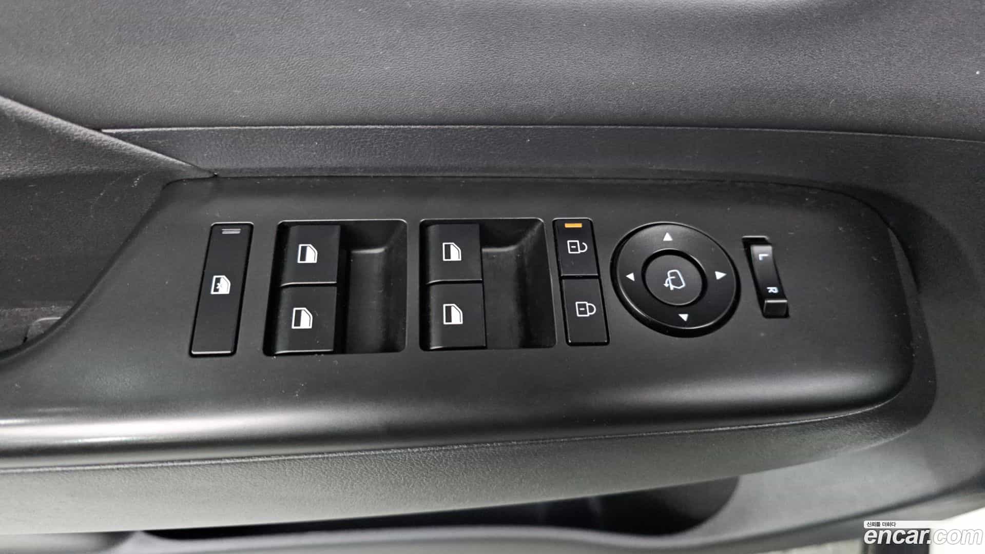 Kona Hyundai 2024.11-OPTION-040