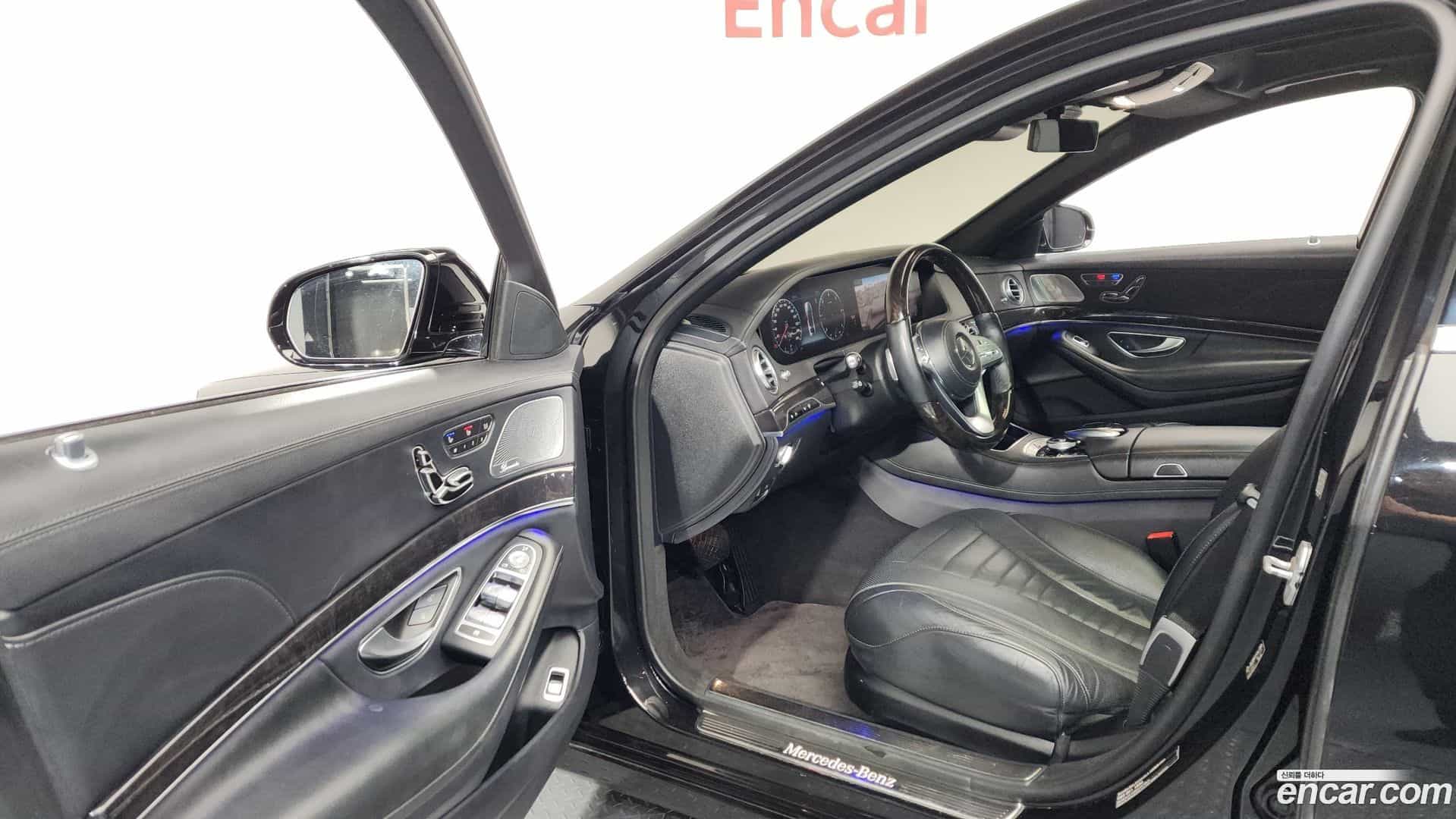 S-Class Mercedes-Benz 2017.10-INNER-010