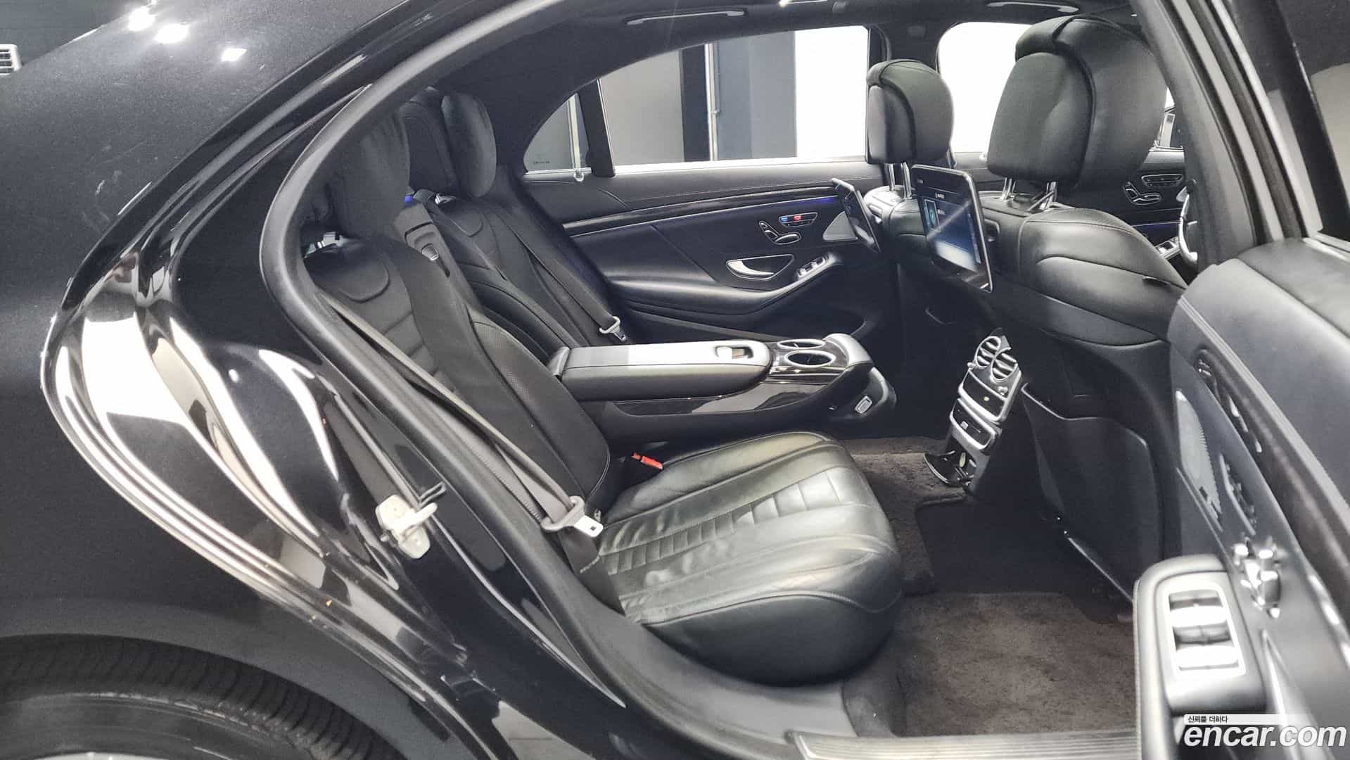 S-Class Mercedes-Benz 2017.10-OPTION-015