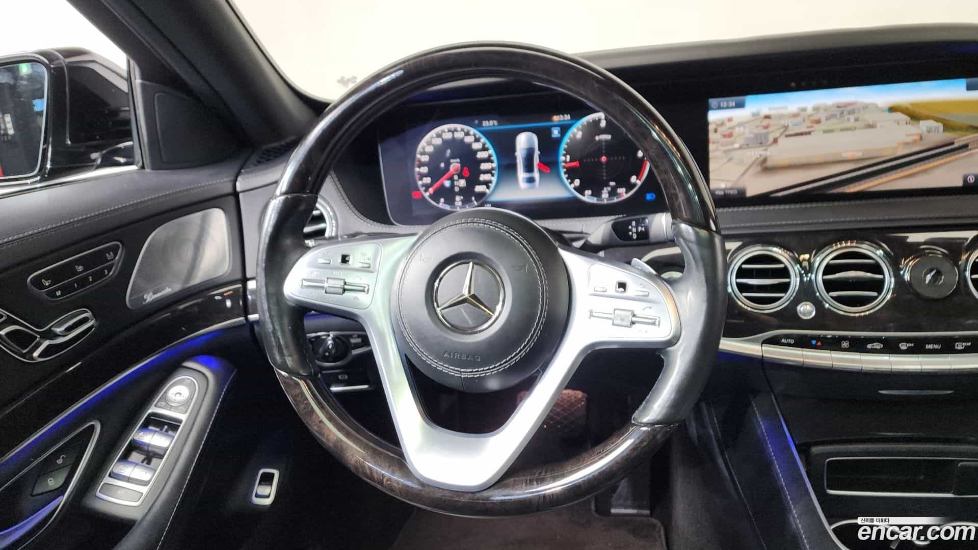 S-Class Mercedes-Benz 2017.10-OPTION-017