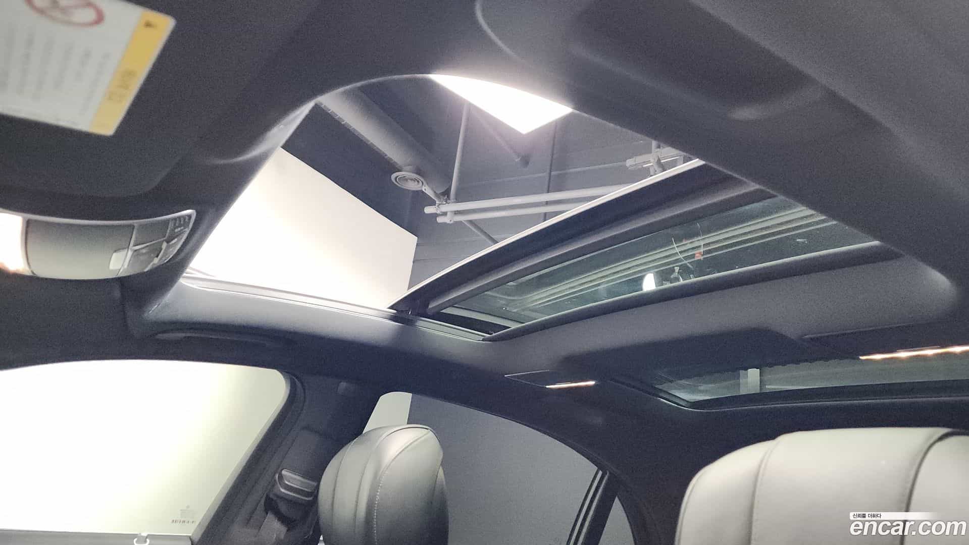 S-Class Mercedes-Benz 2017.10-OPTION-023