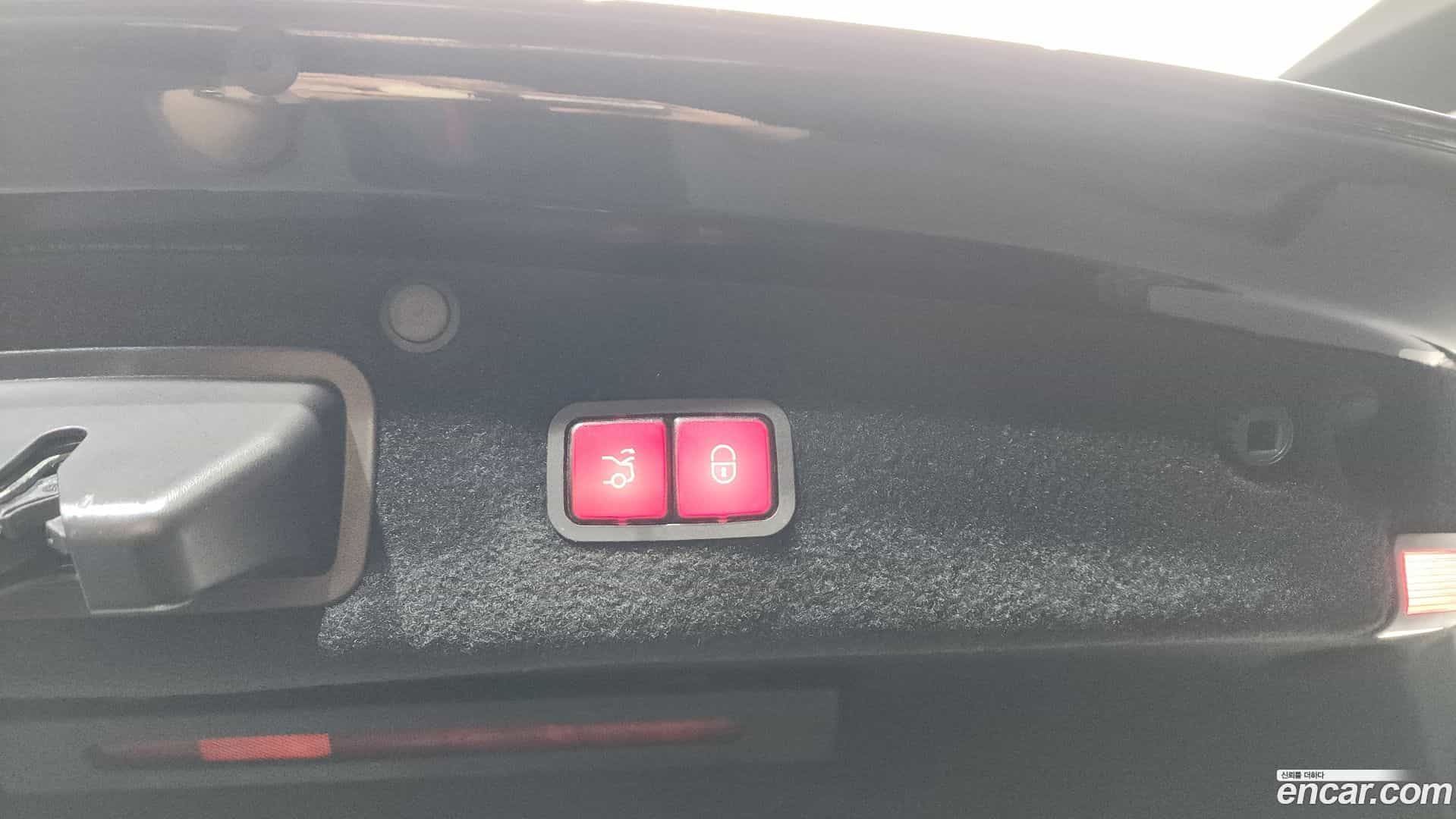 S-Class Mercedes-Benz 2017.10-OPTION-024