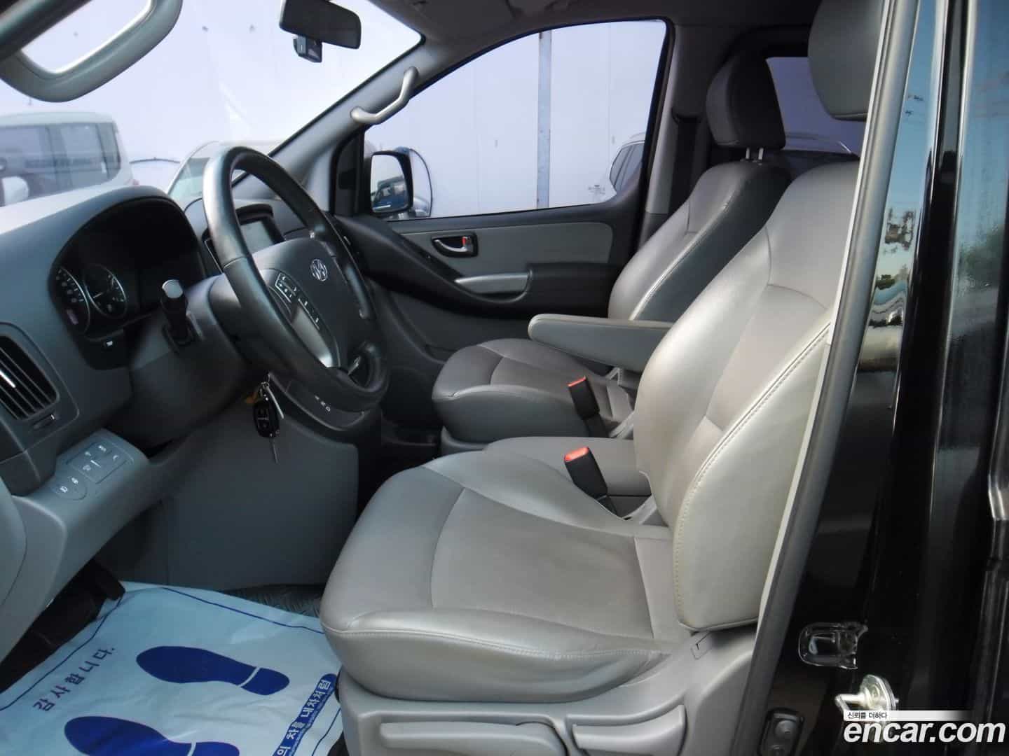 Starex Hyundai 2018.2-INNER-009